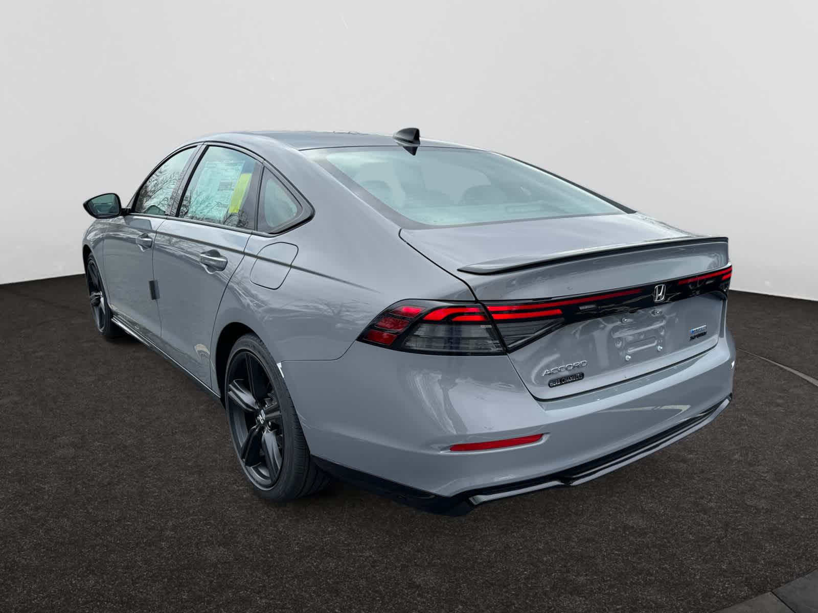 2025 Honda Accord Hybrid Sport-L photo 3