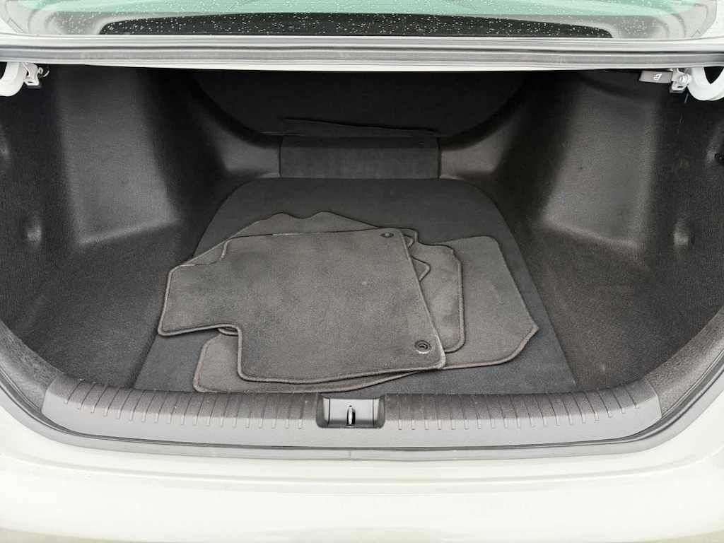 Used 2023 Honda Accord LX Sedan