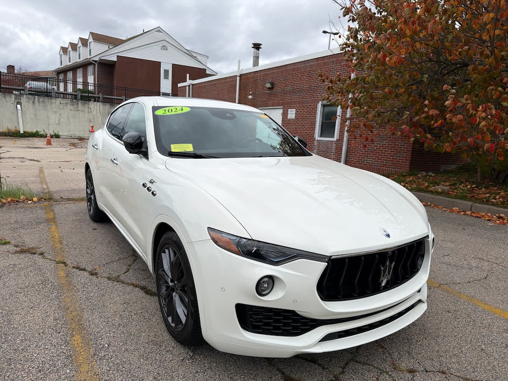 Used 2024 Maserati Levante GT Ultima SUV