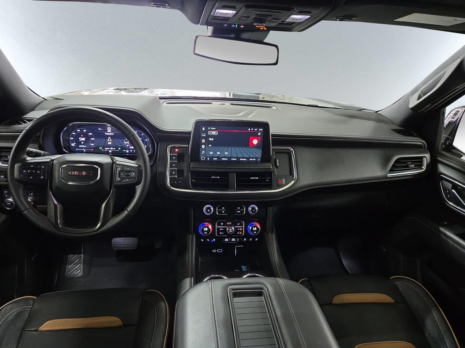 2023 GMC Yukon AT4 - Photo 14
