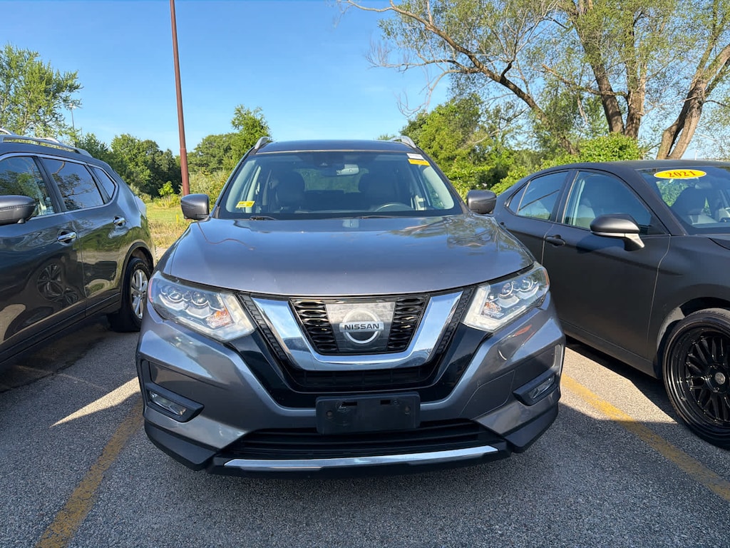 Used 2017 Nissan Rogue SL SUV