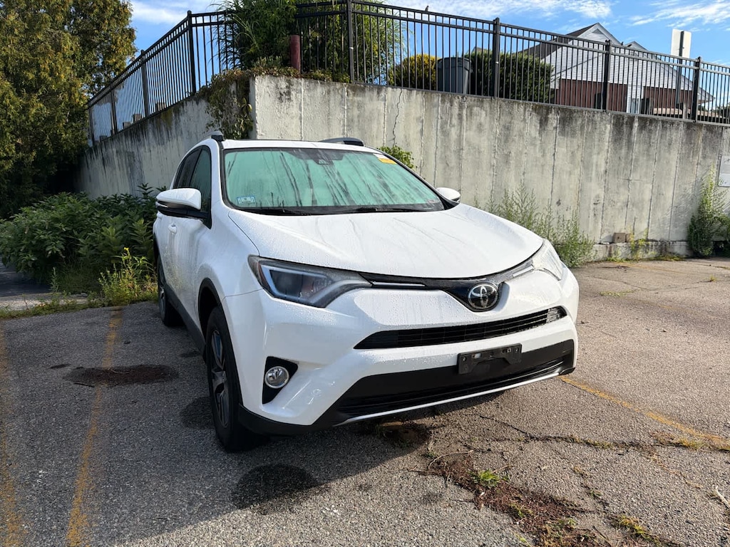 Used 2018 Toyota RAV4 XLE SUV