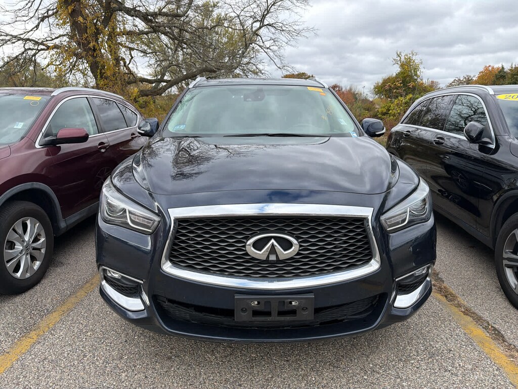 Used 2019 INFINITI QX60 LUXE SUV