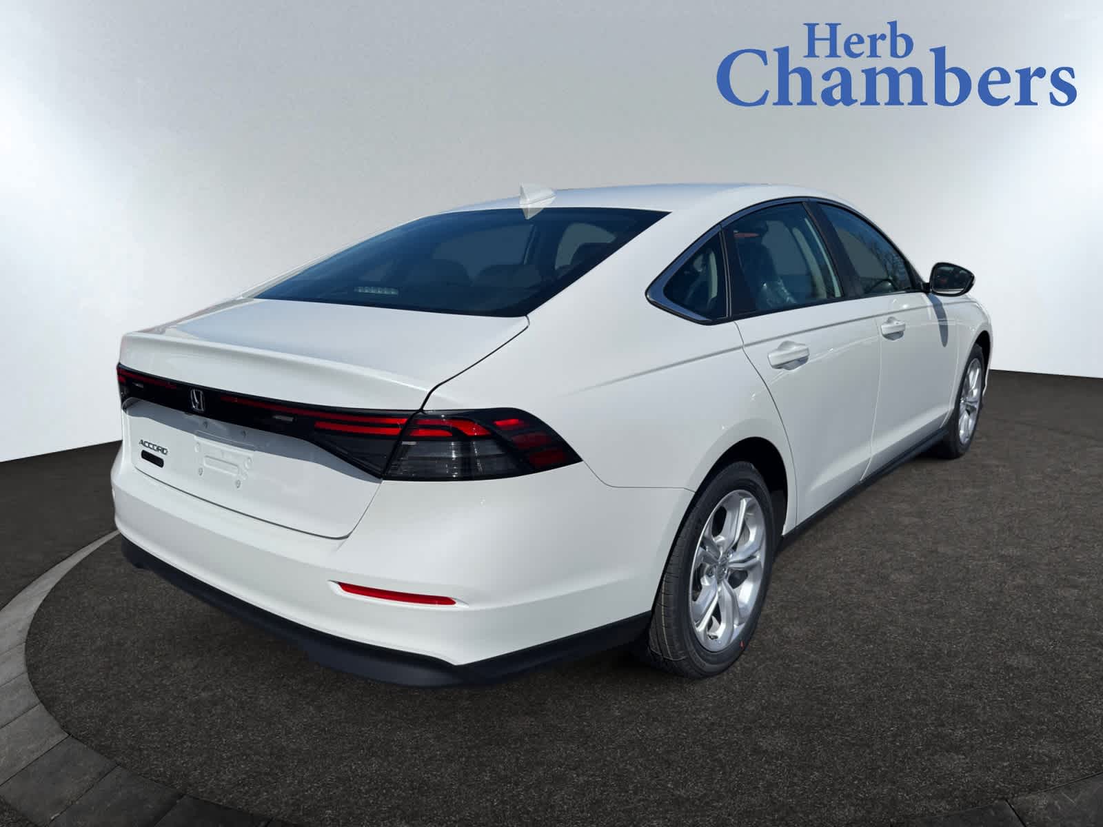 2025 Honda Accord LX photo 3