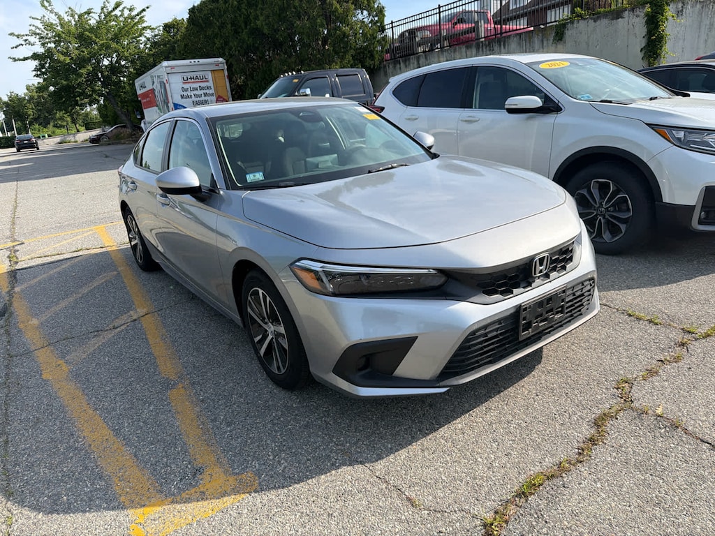 Used 2023 Honda Civic LX Hatchback