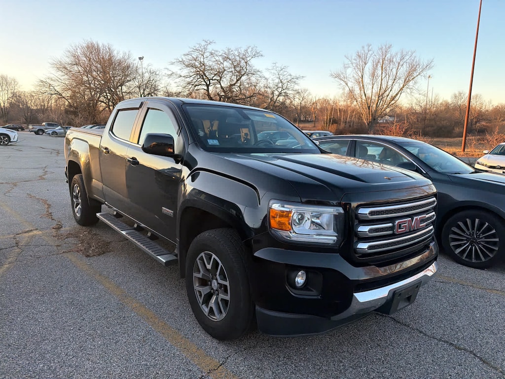 Used 2017 GMC Canyon SLE Truck Crew Cab