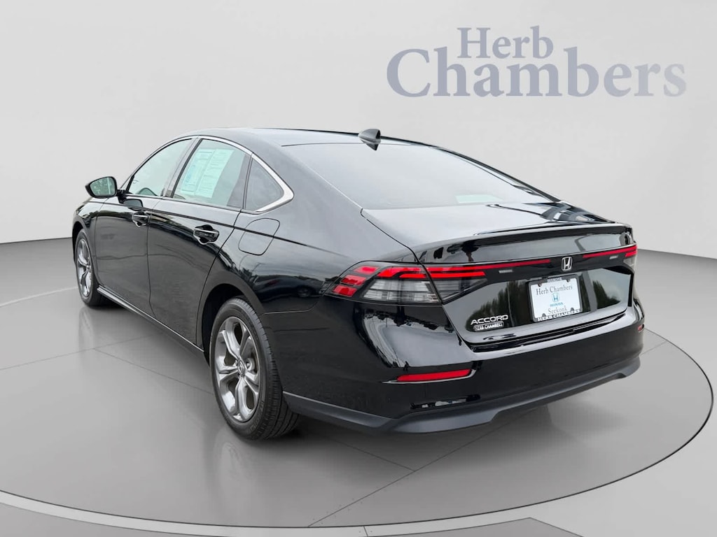 Used 2024 Honda Accord EX Sedan
