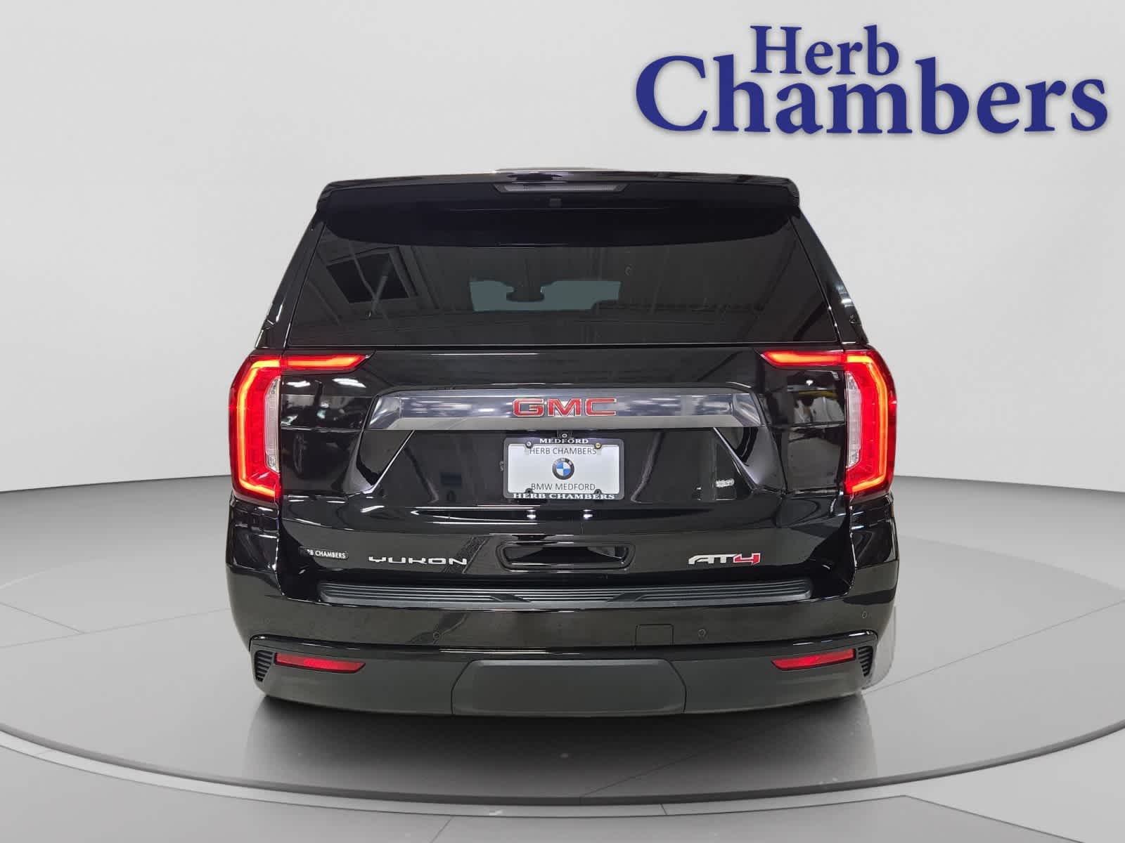 2023 GMC Yukon AT4 - Photo 13