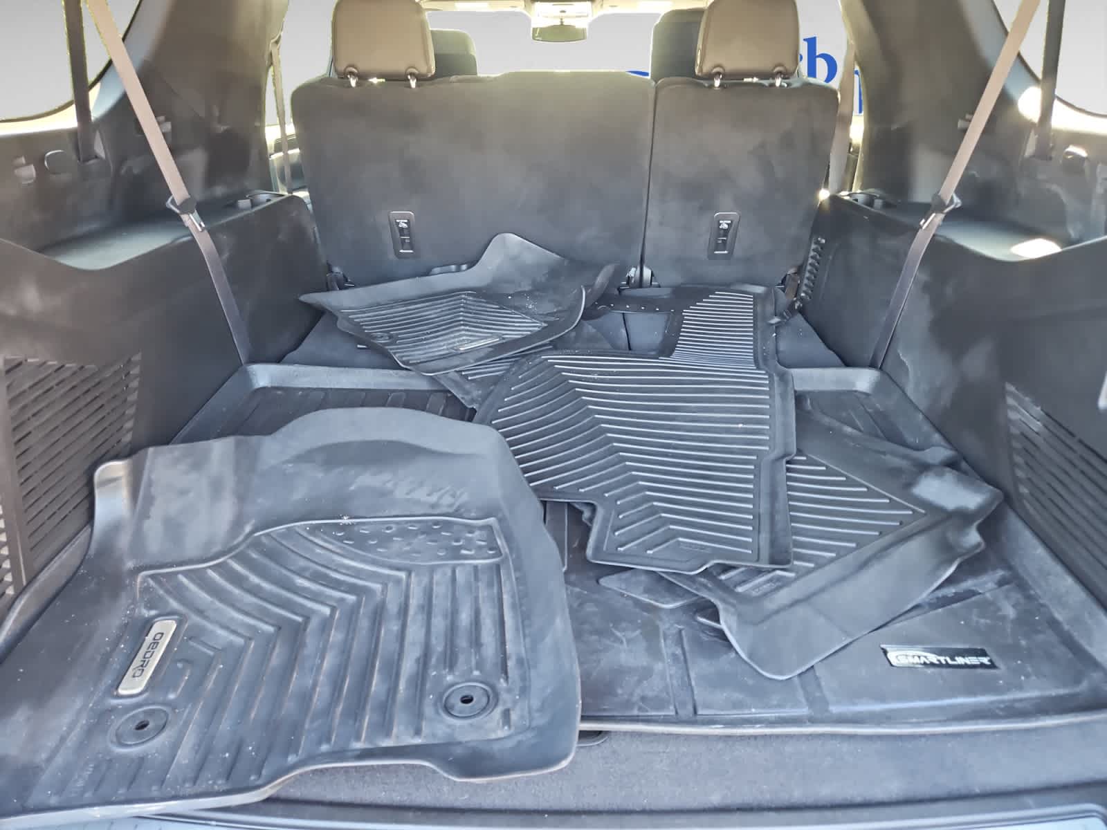 2021 Chevrolet Suburban RST photo 4