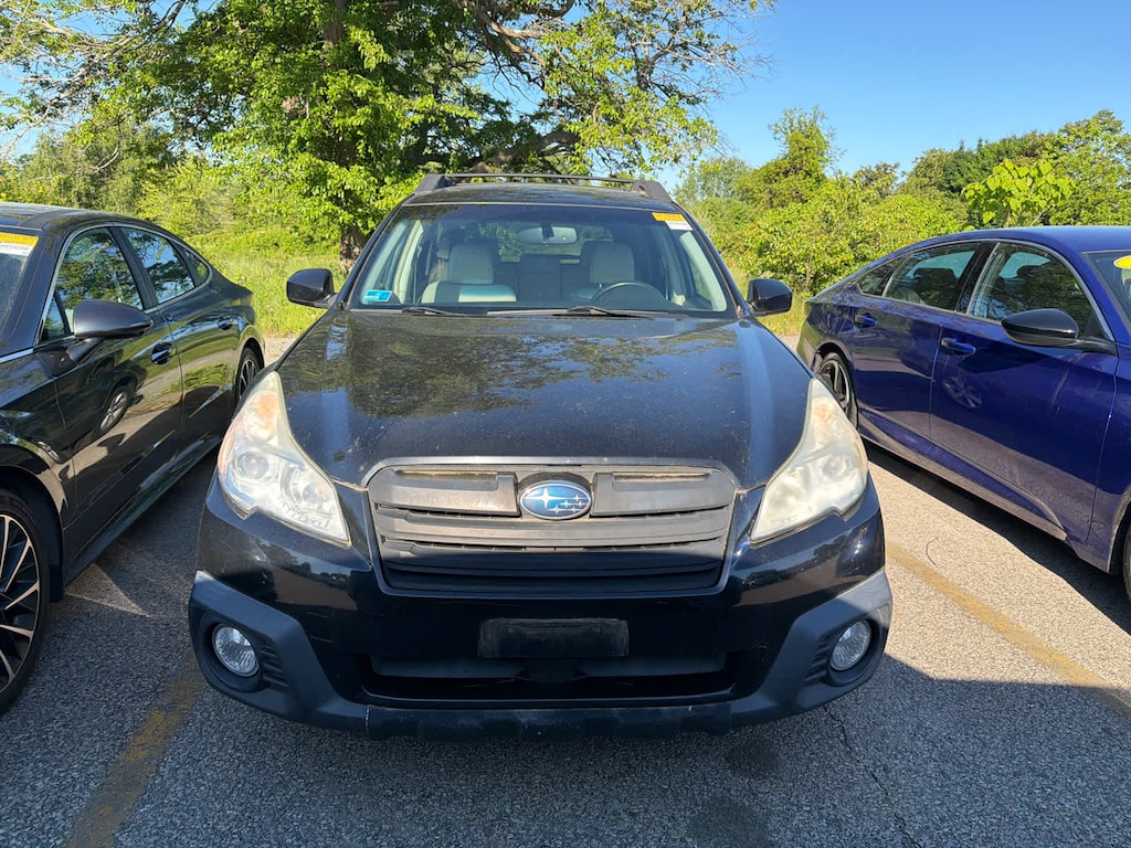 Used 2013 Subaru Outback 2.5i Limited (CVT) SUV