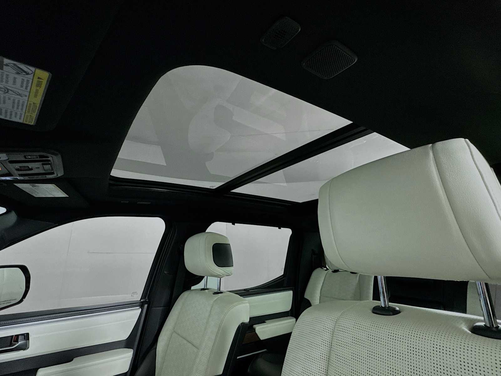 2022 Toyota Tundra Capstone - Photo 13