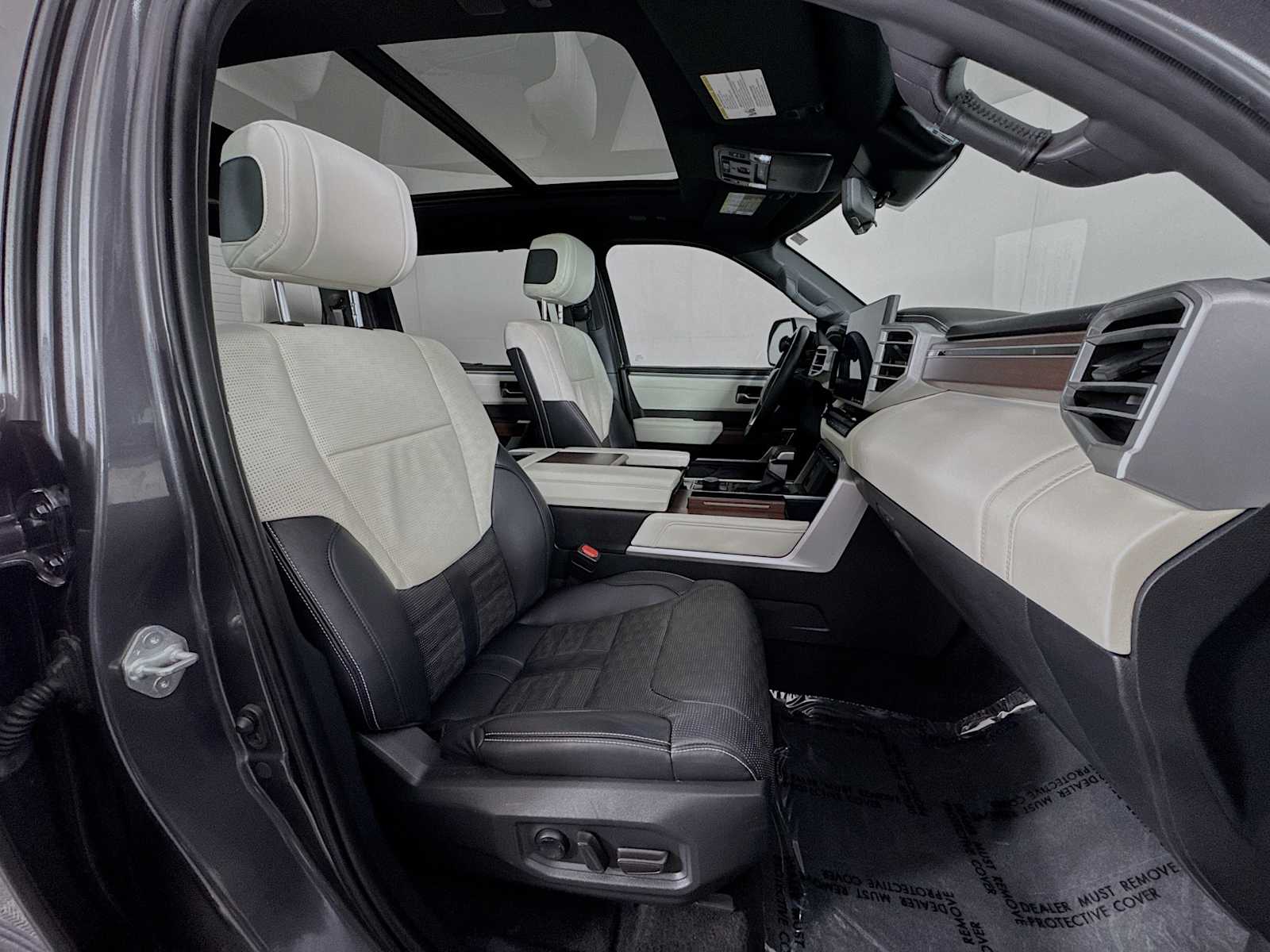2022 Toyota Tundra Capstone - Photo 26