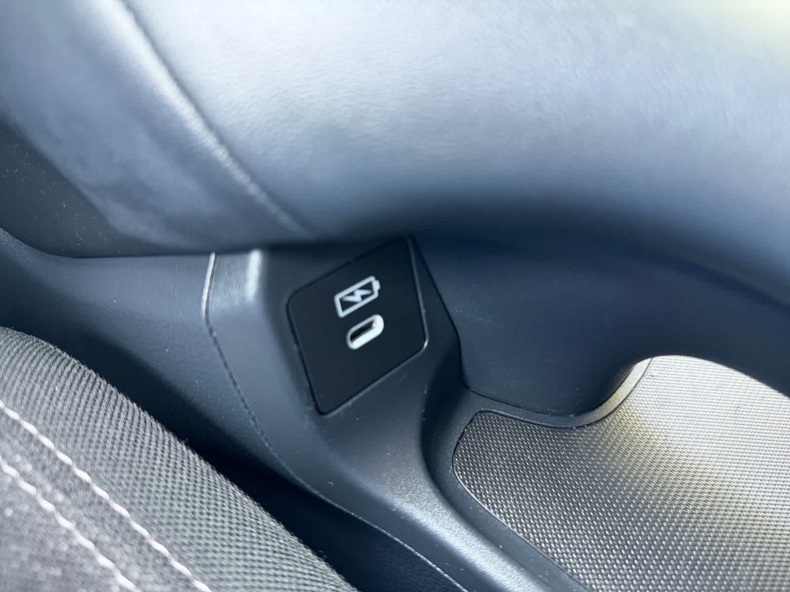 2025 Honda HR-V LX - Photo 25