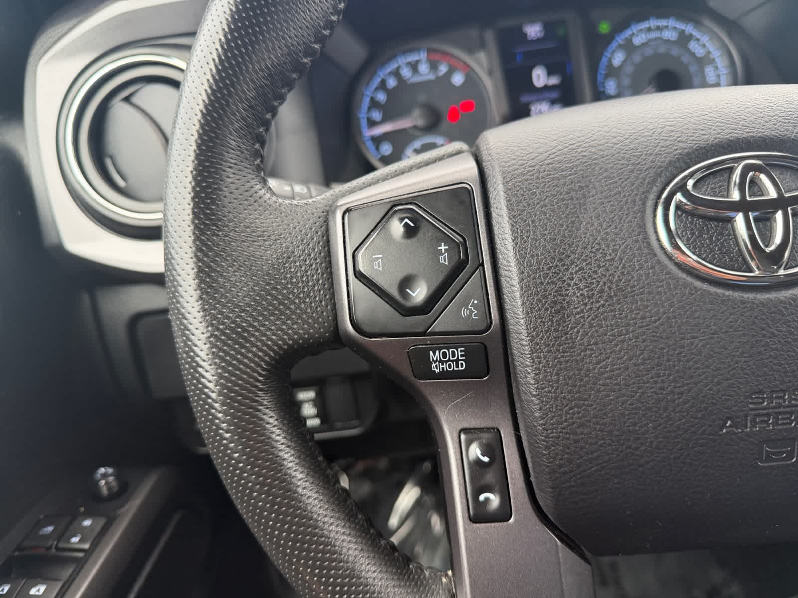 2022 Toyota Tacoma TRD Sport - Photo 22