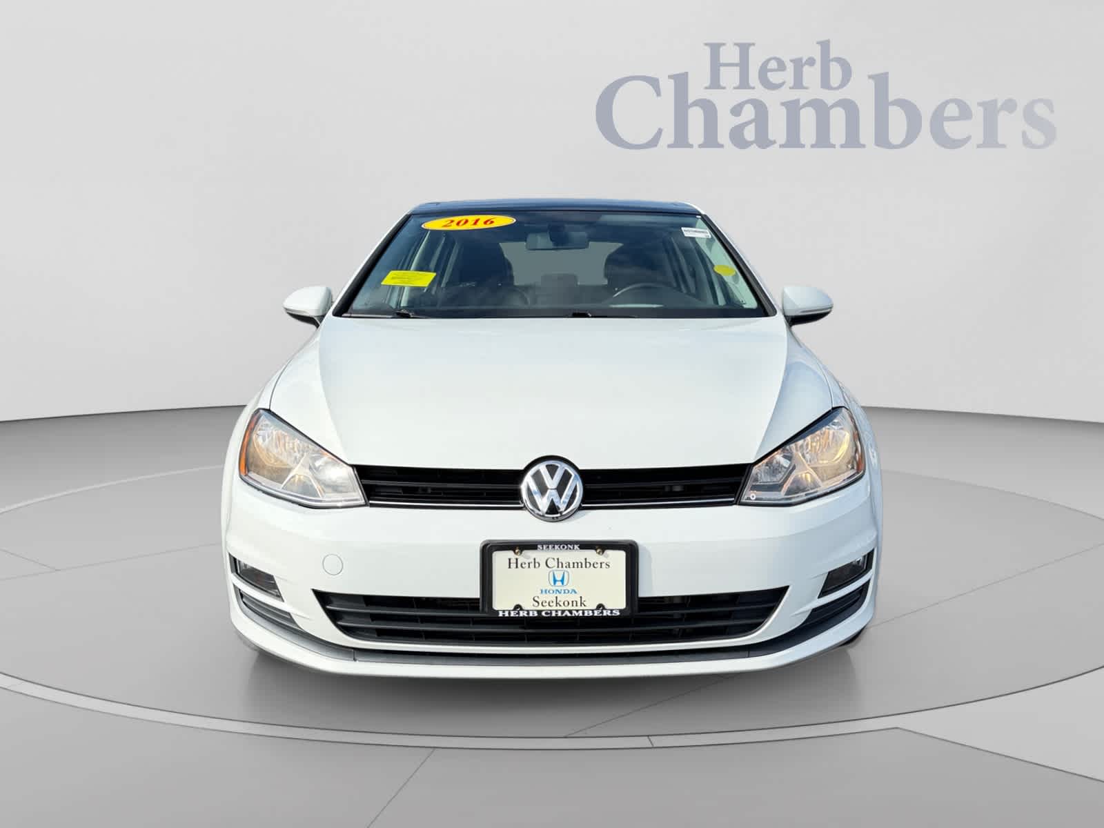 Used 2016 Volkswagen Golf TSI SE with VIN 3VW217AU5GM000855 for sale in Seekonk, MA