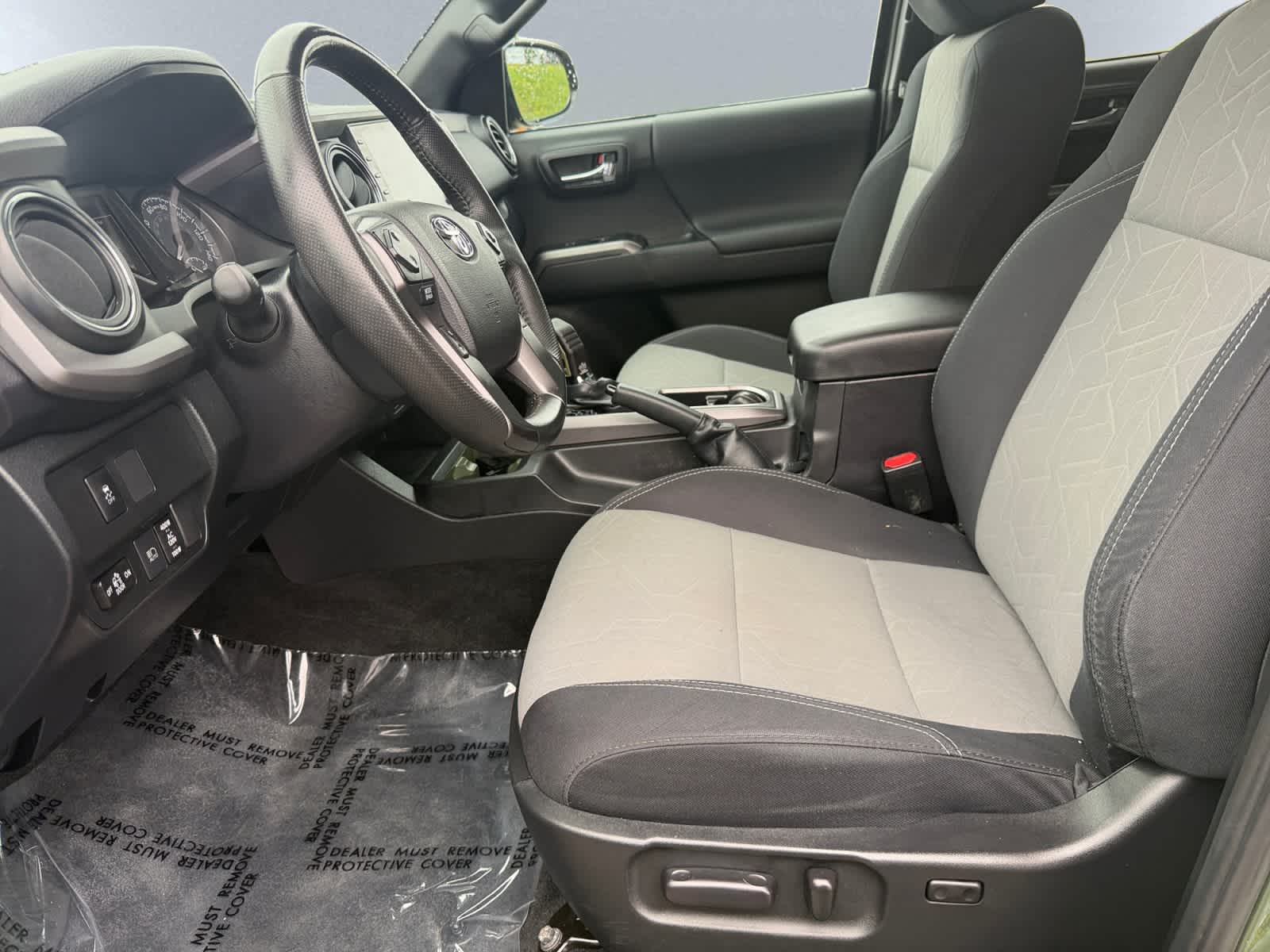 2022 Toyota Tacoma TRD Sport - Photo 6