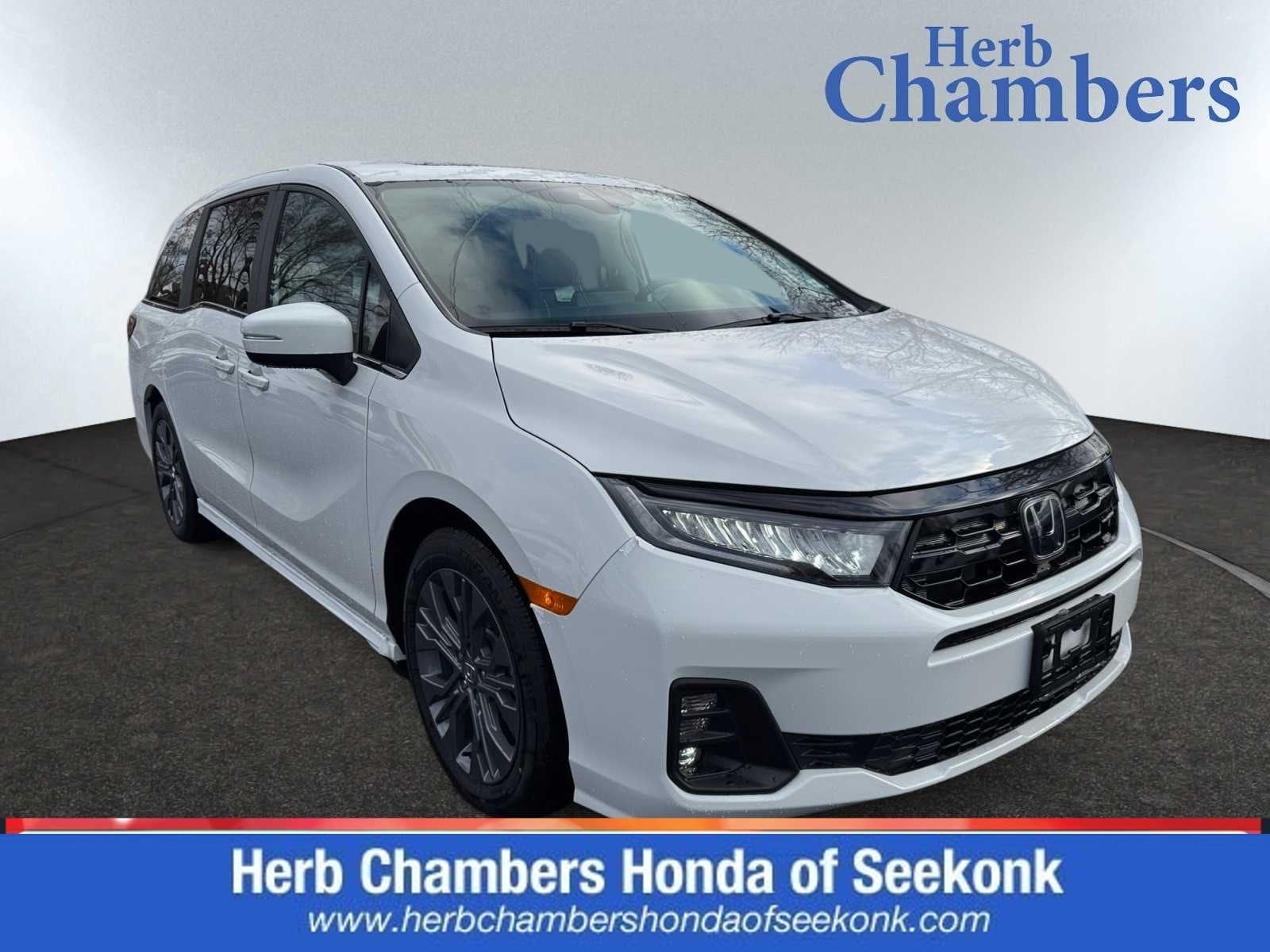 2026 Honda Odyssey Touring's photo