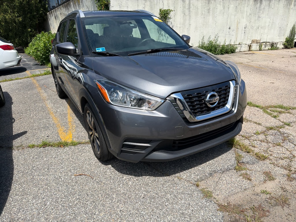 Used 2019 Nissan Kicks SV SUV
