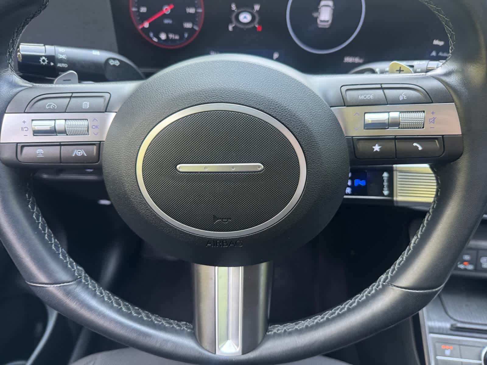 2024 Hyundai Kona SEL - Photo 17