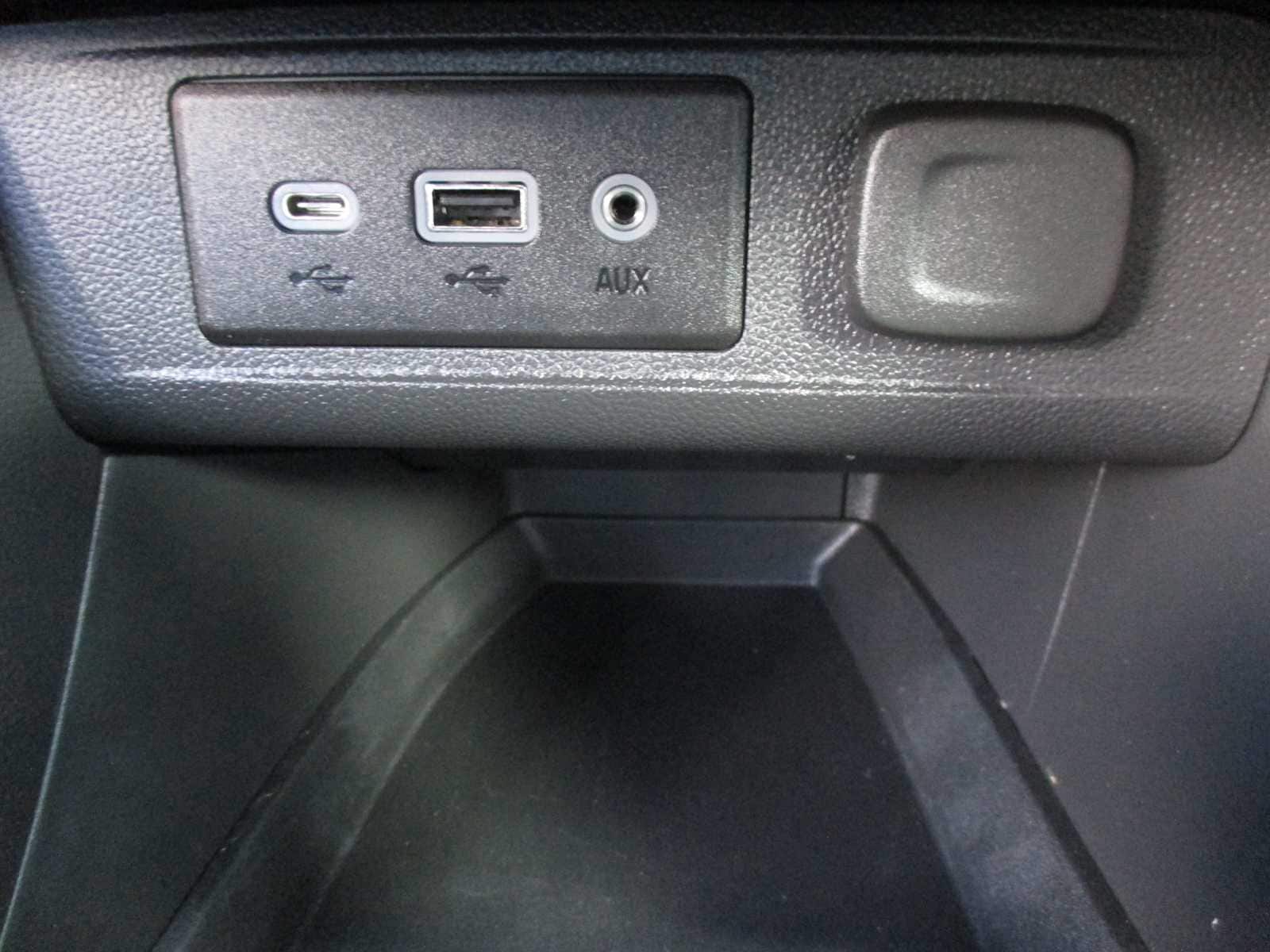 used 2022 Buick Encore GX car, priced at $19,998