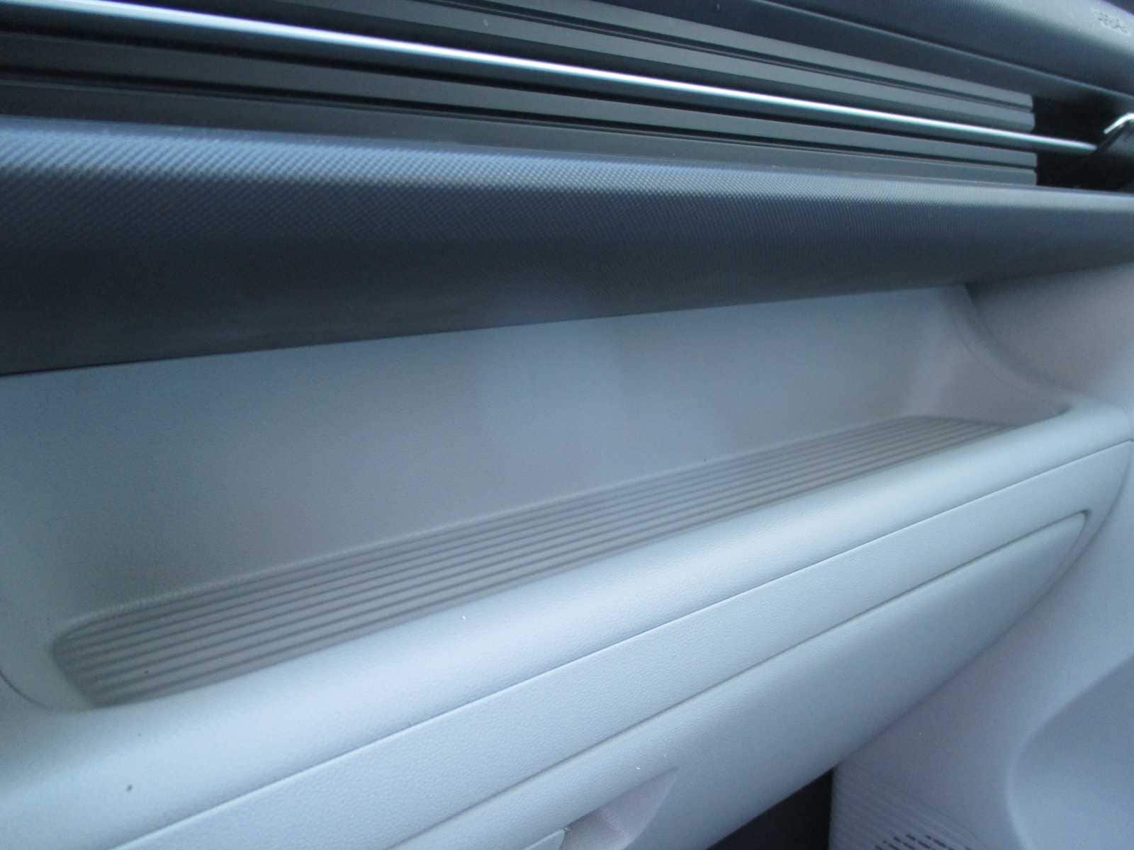 2024 Hyundai Kona SEL - Photo 10