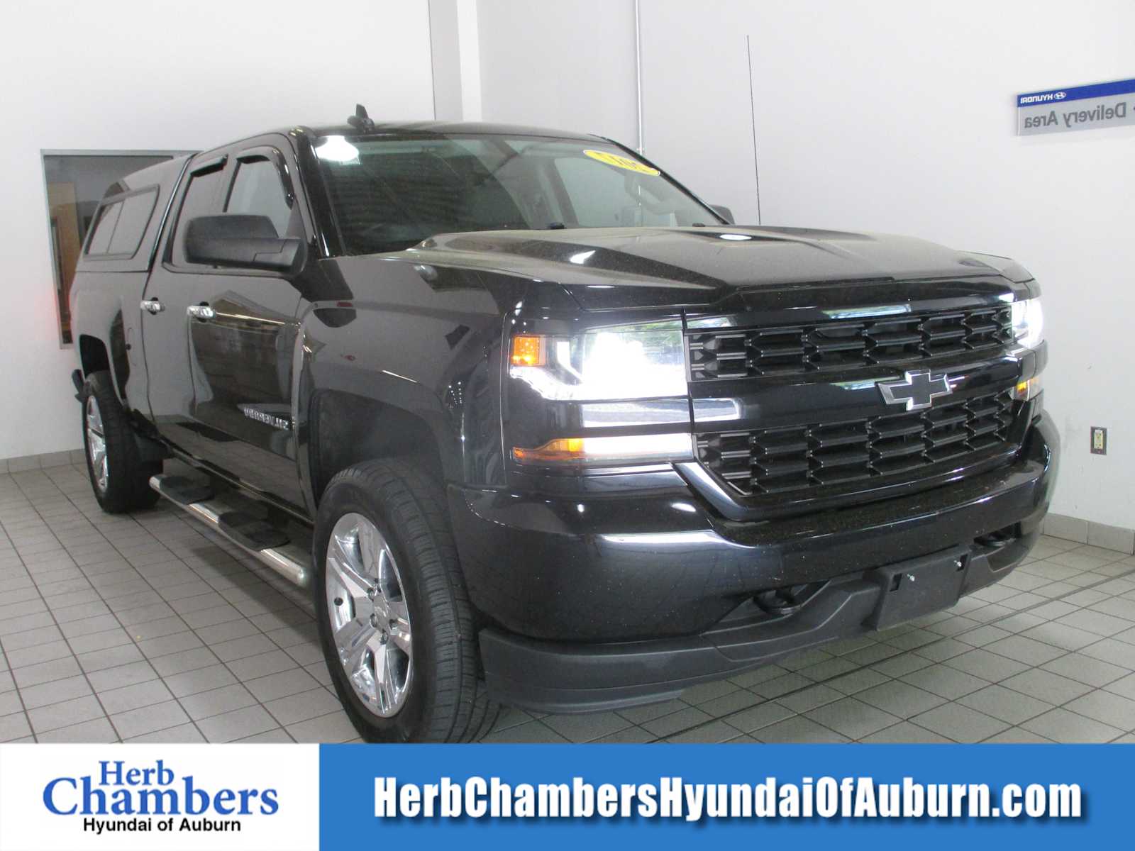 2017 Chevrolet Silverado 1500 Custom 4X4 Double Cab Std Box's photo