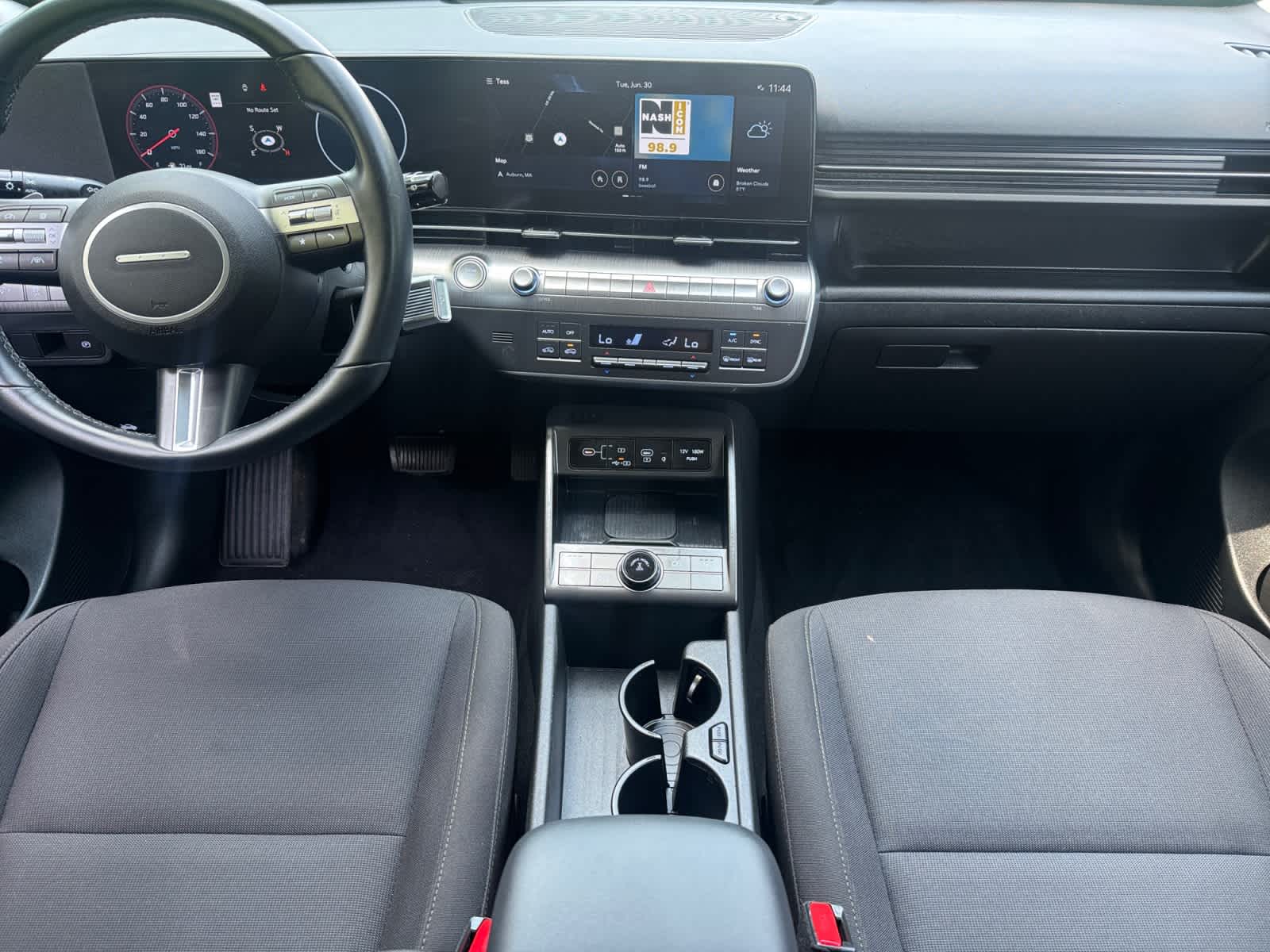 2024 Hyundai Kona SEL - Photo 6