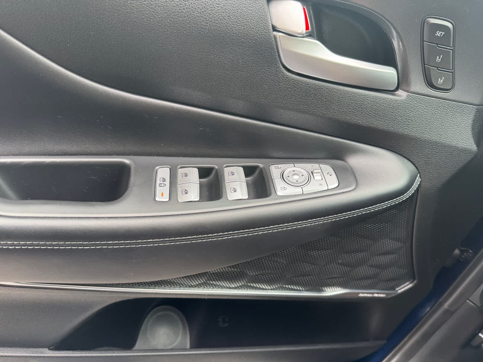 used 2021 Hyundai Santa Fe car, priced at $24,698