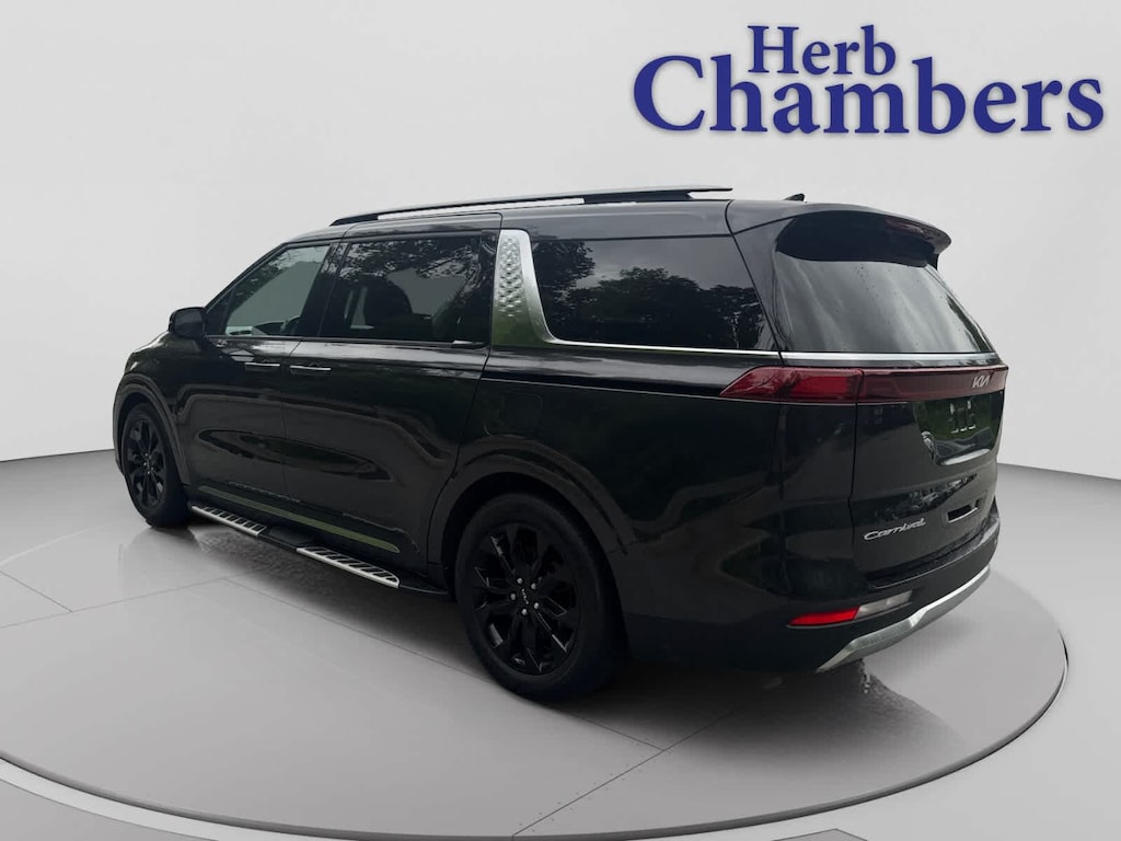 Used 2022 Kia Carnival SX Prestige MPV