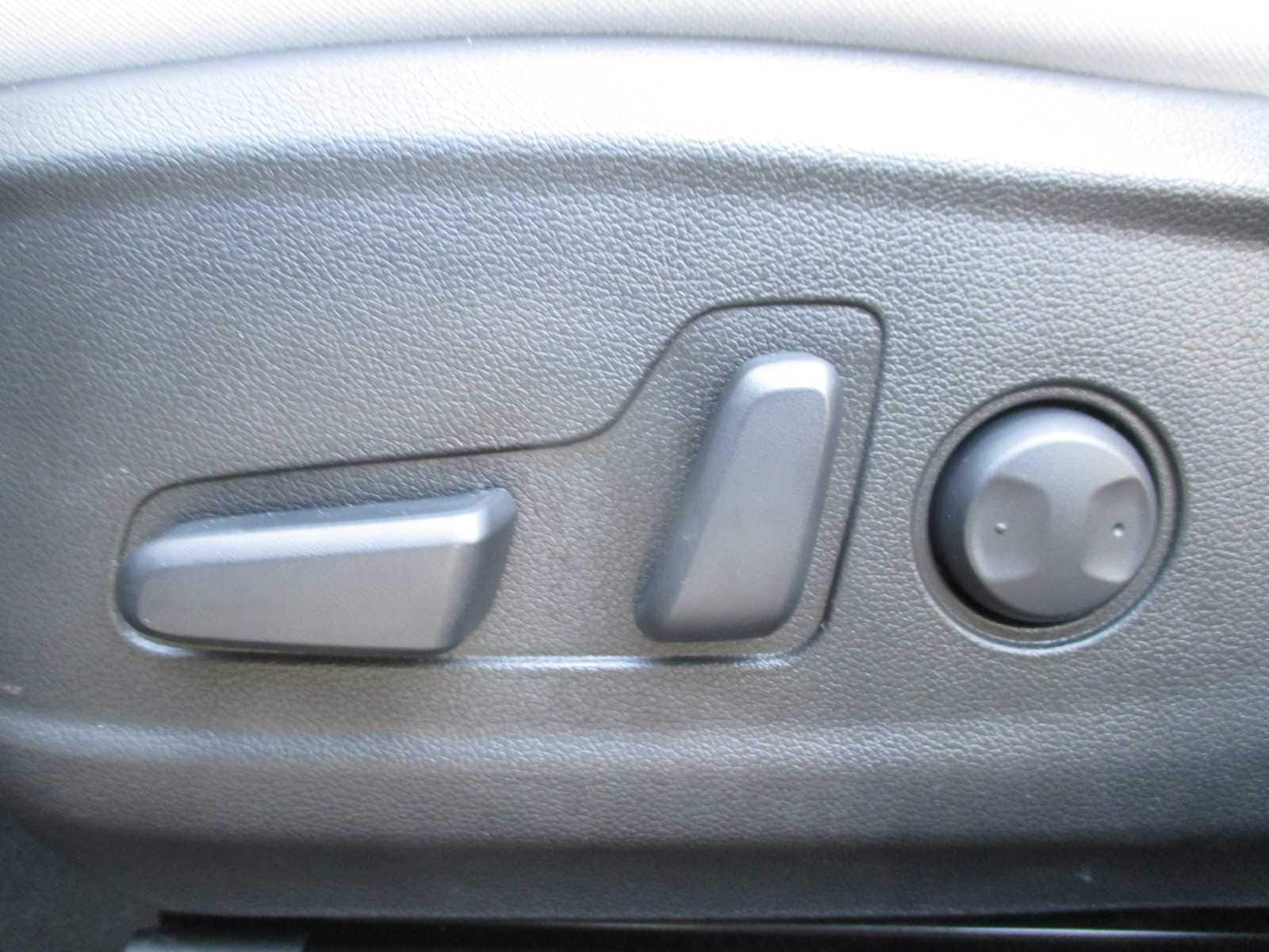 2023 Hyundai Kona SEL - Photo 33