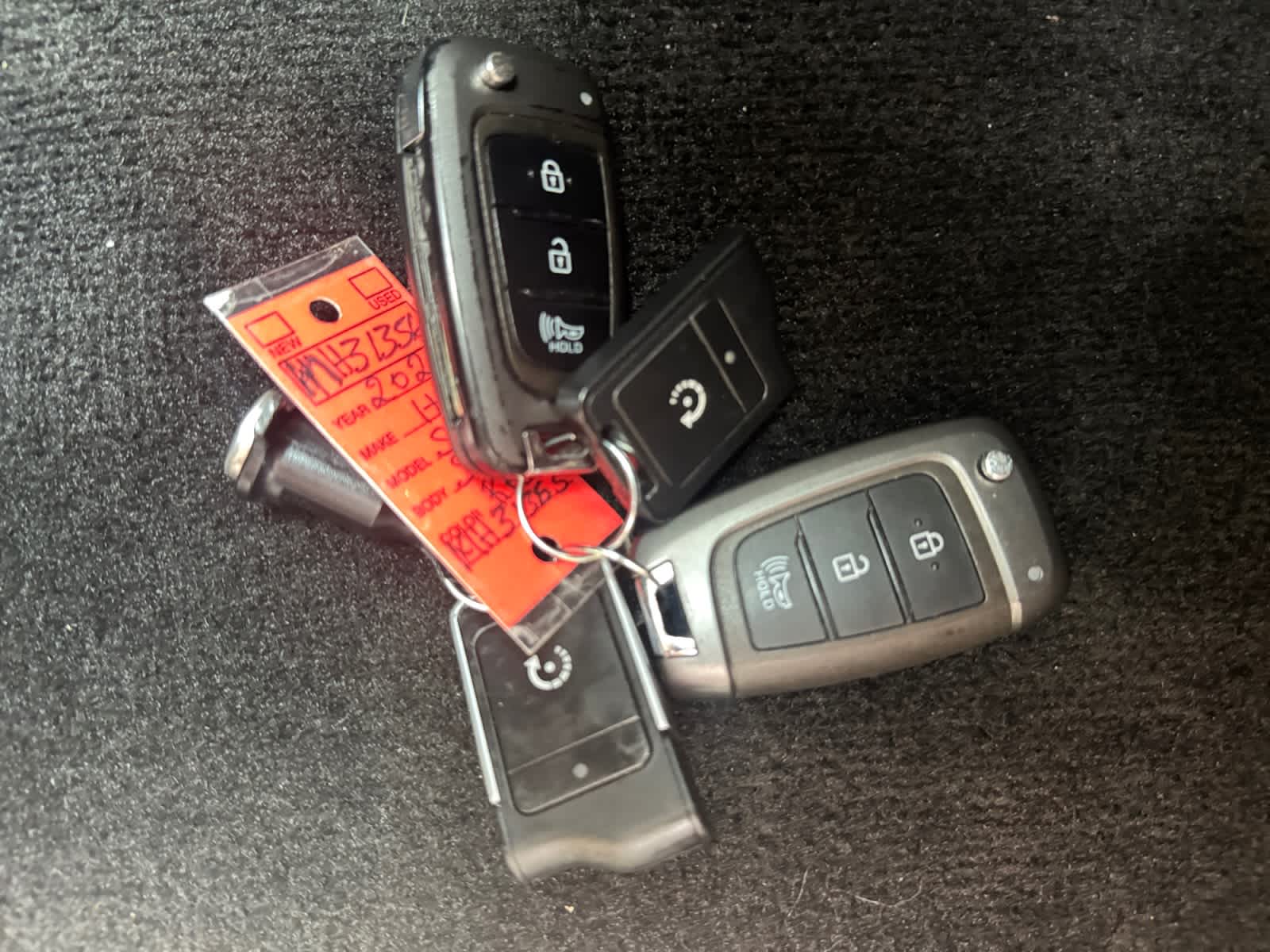used 2021 Hyundai Santa Fe car, priced at $19,998