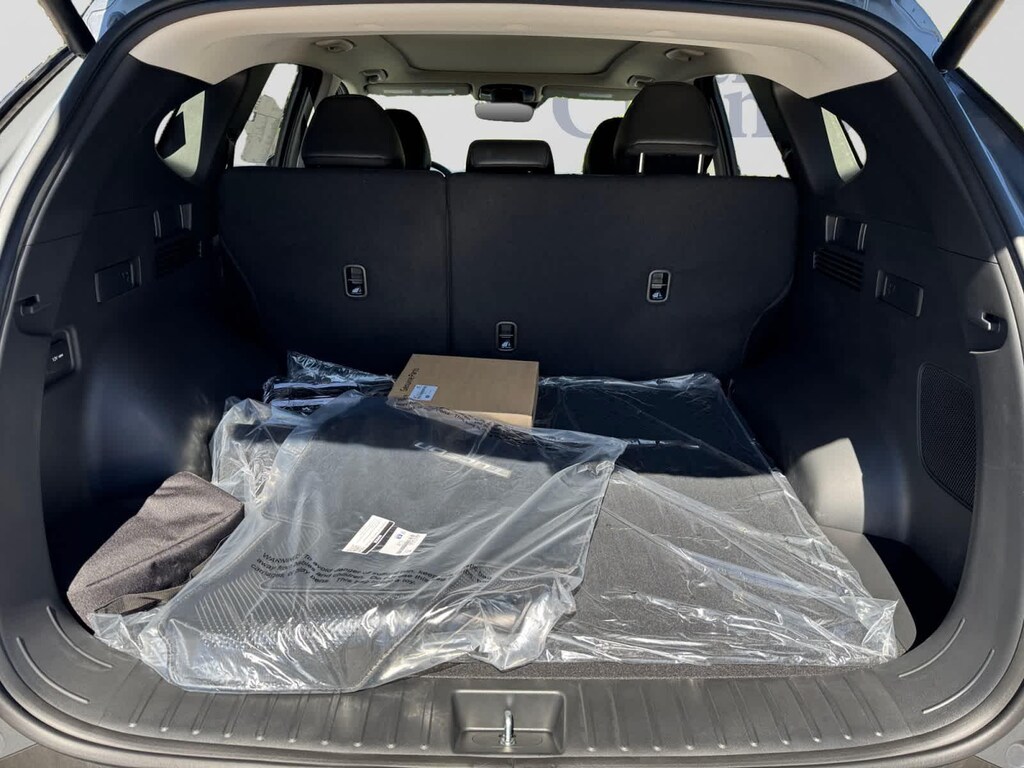 New 2026 Hyundai Tucson Plug-In Hybrid Limited SUV