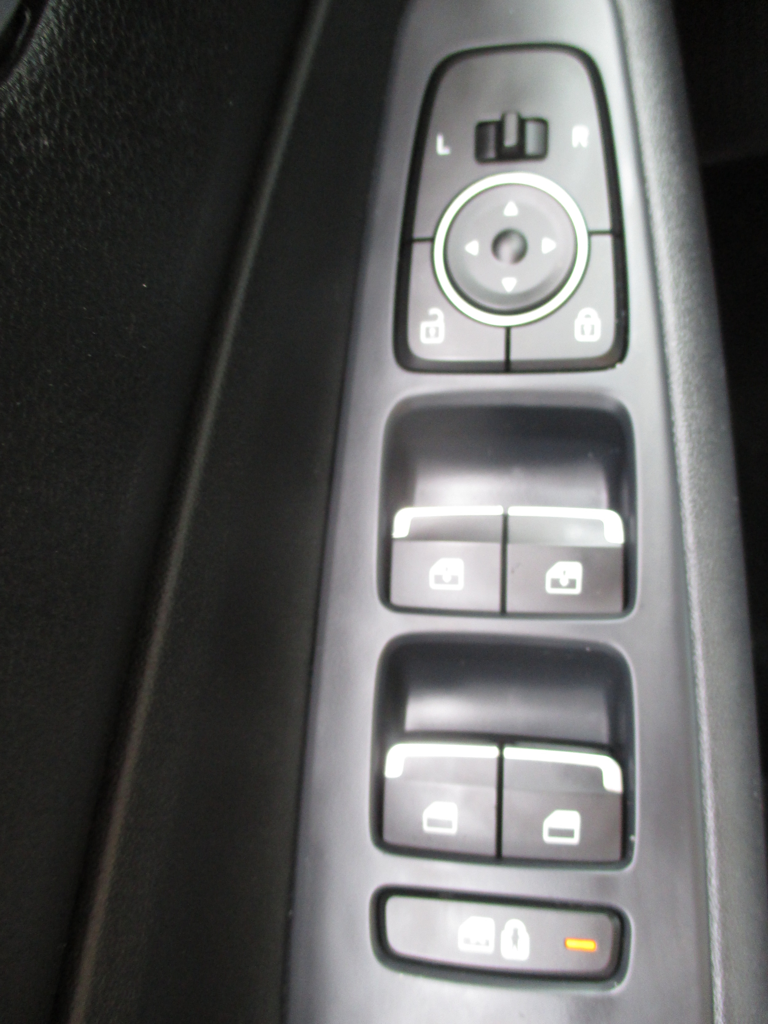 used 2023 Hyundai Santa Fe car, priced at $25,698