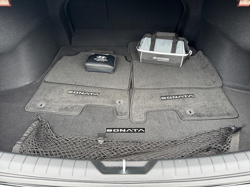 Used 2025 Hyundai Sonata SE Sedan