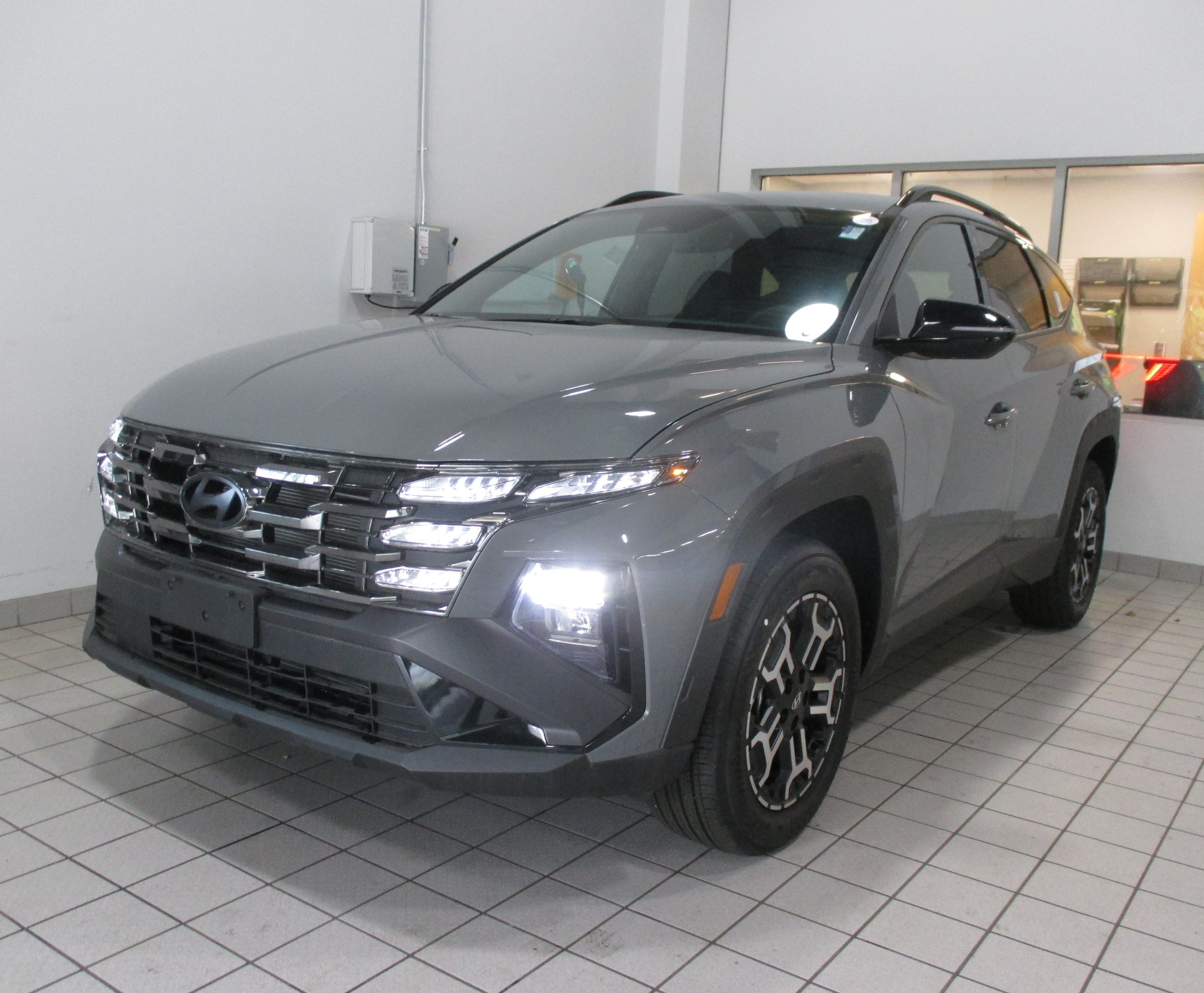 new 2025 Hyundai Tucson car, priced at $34,512