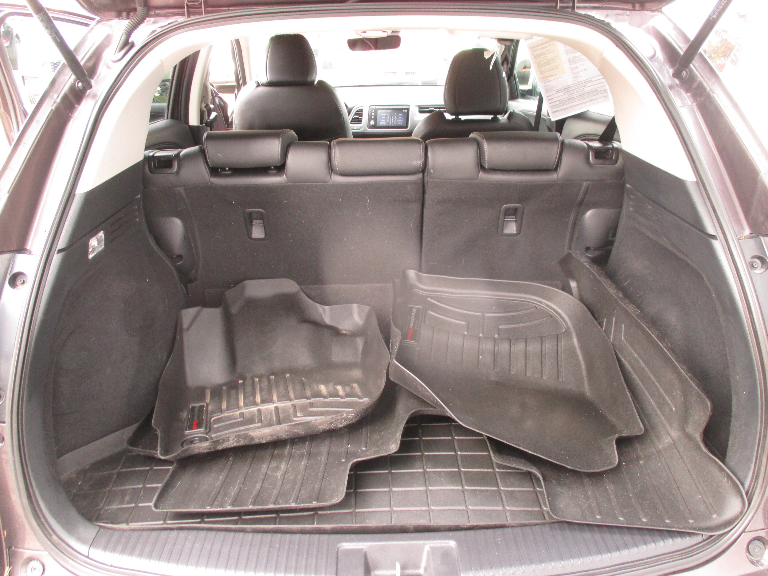 2019 Honda HR-V Touring photo 4