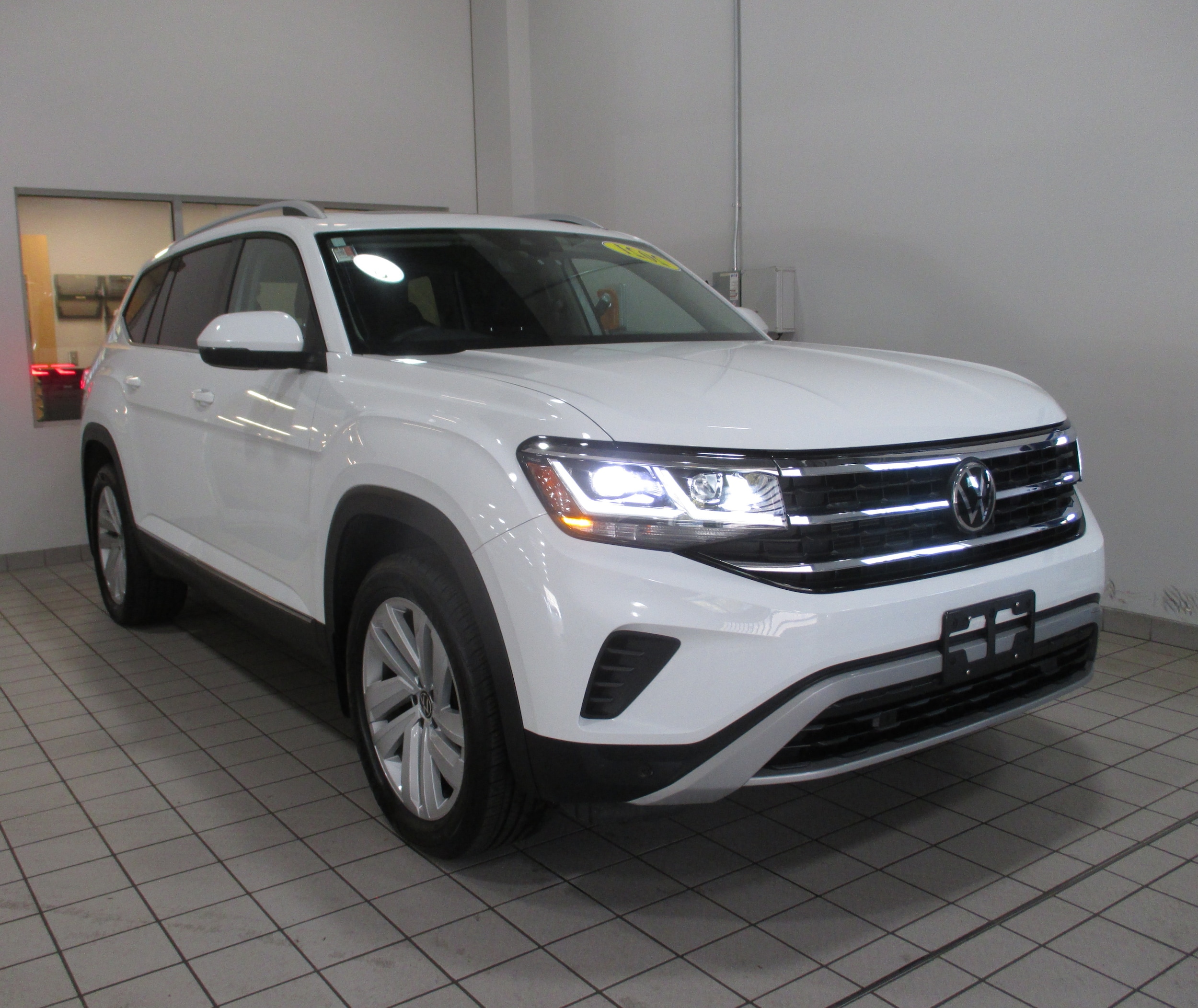 2021 Volkswagen Atlas SEL's photo