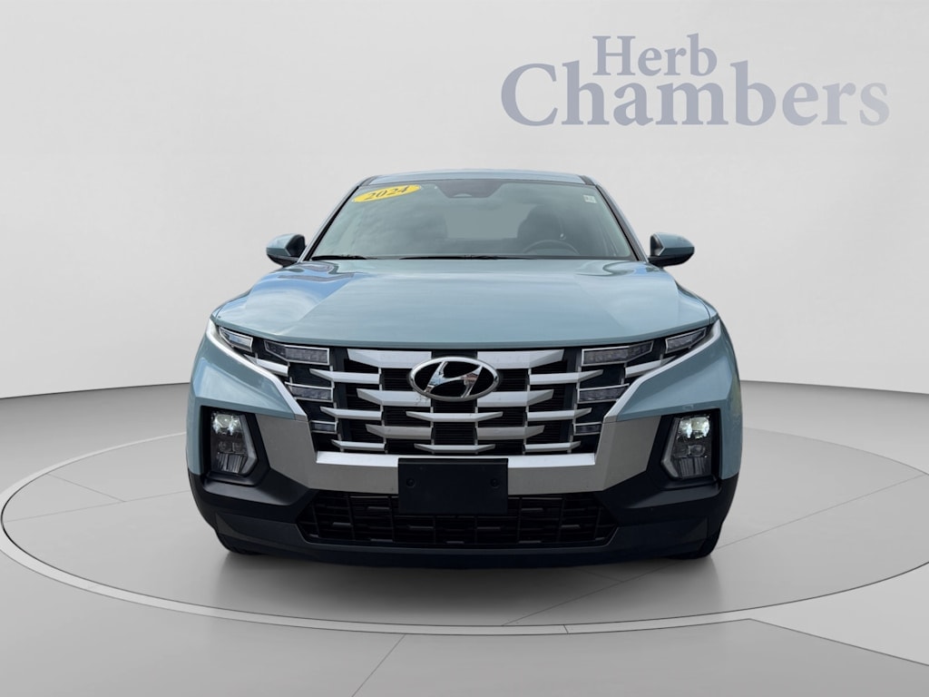 Used 2024 Hyundai Santa Cruz 2.5L SE Truck Crew Cab