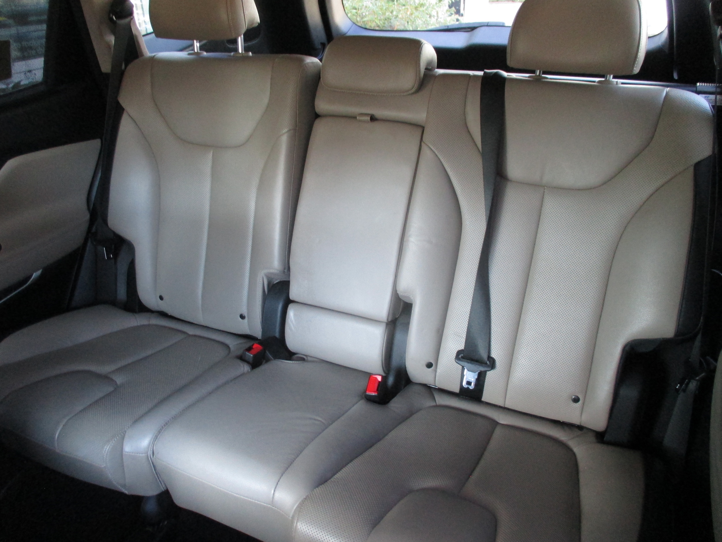 used 2020 Hyundai Santa Fe car, priced at $19,298