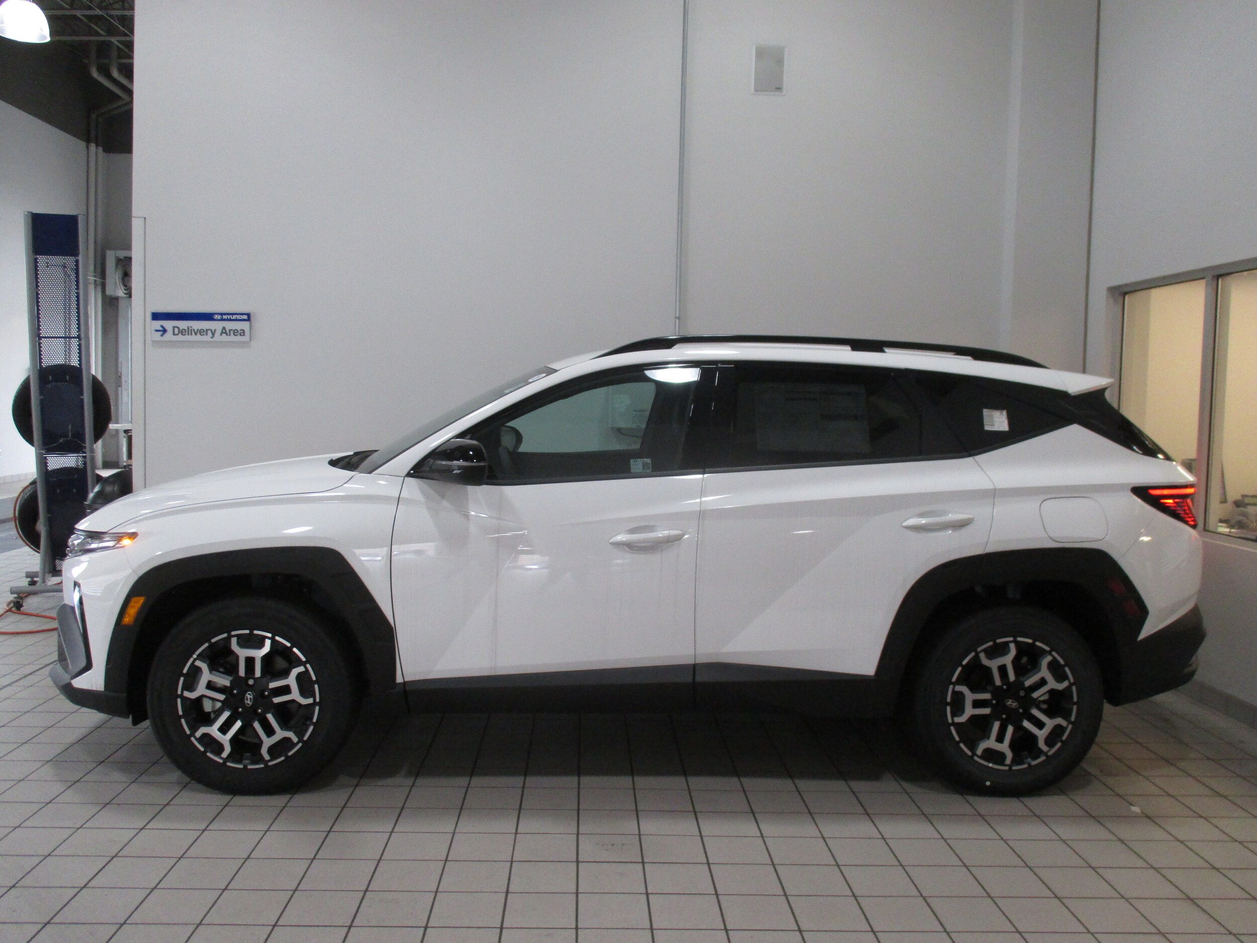 new 2025 Hyundai Tucson car, priced at $34,895