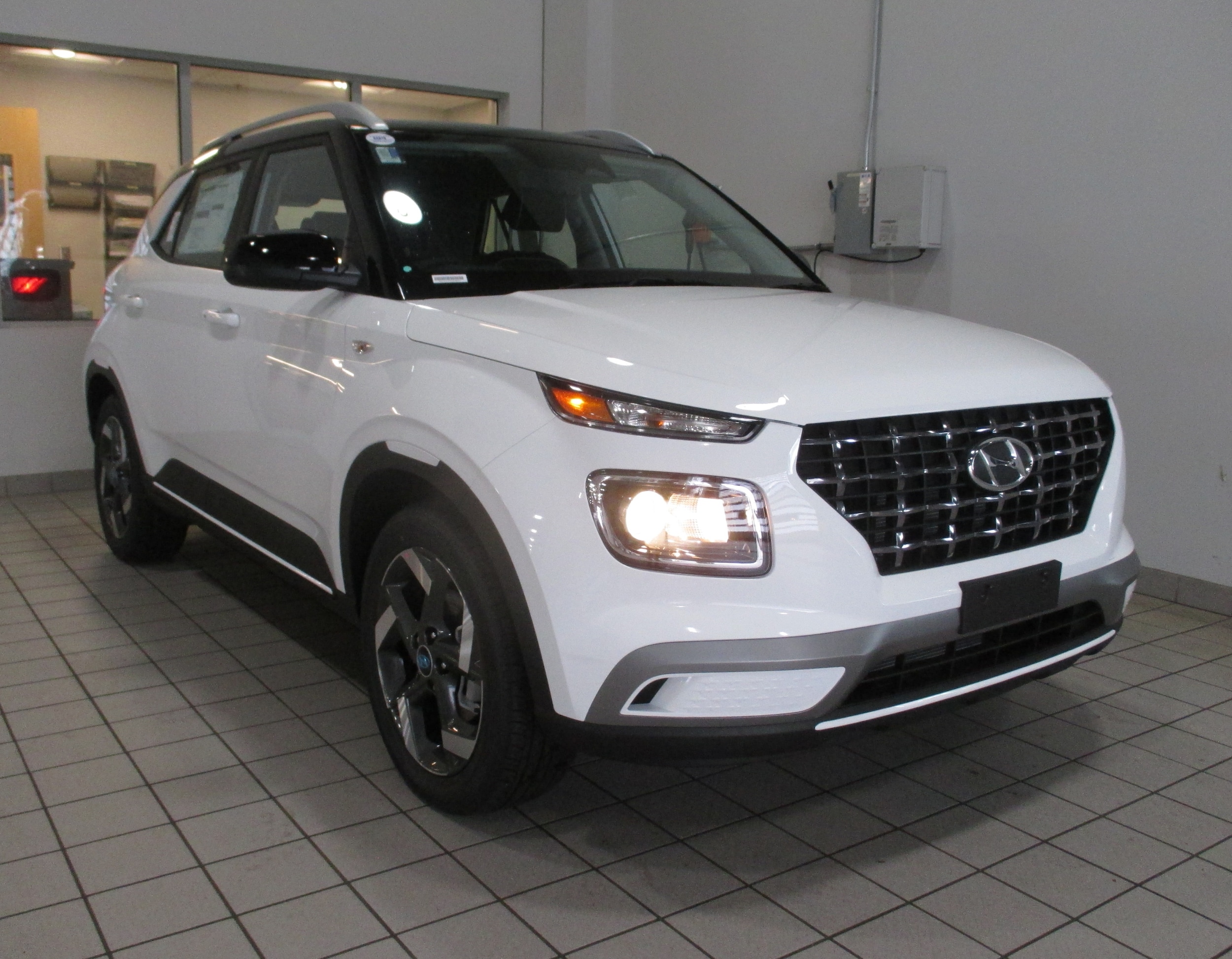 2026 Hyundai Venue SEL's photo