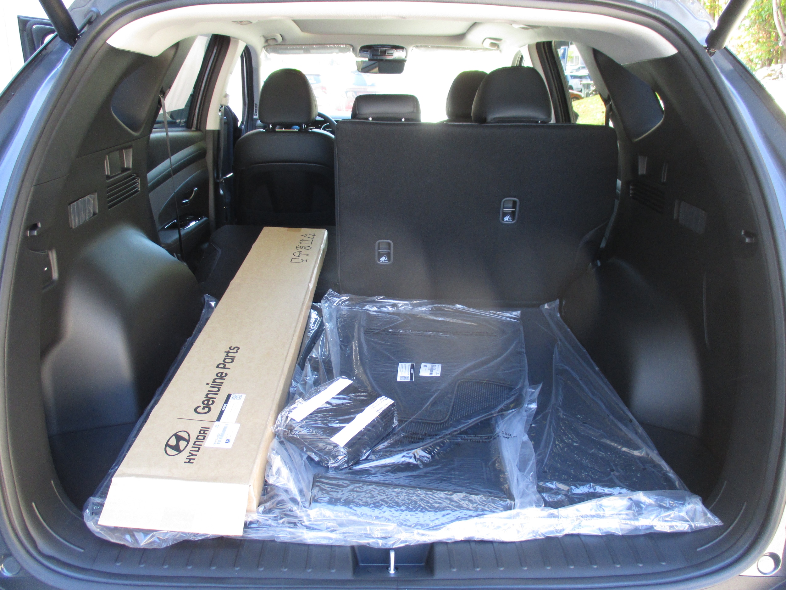 new 2025 Hyundai Tucson car, priced at $40,390