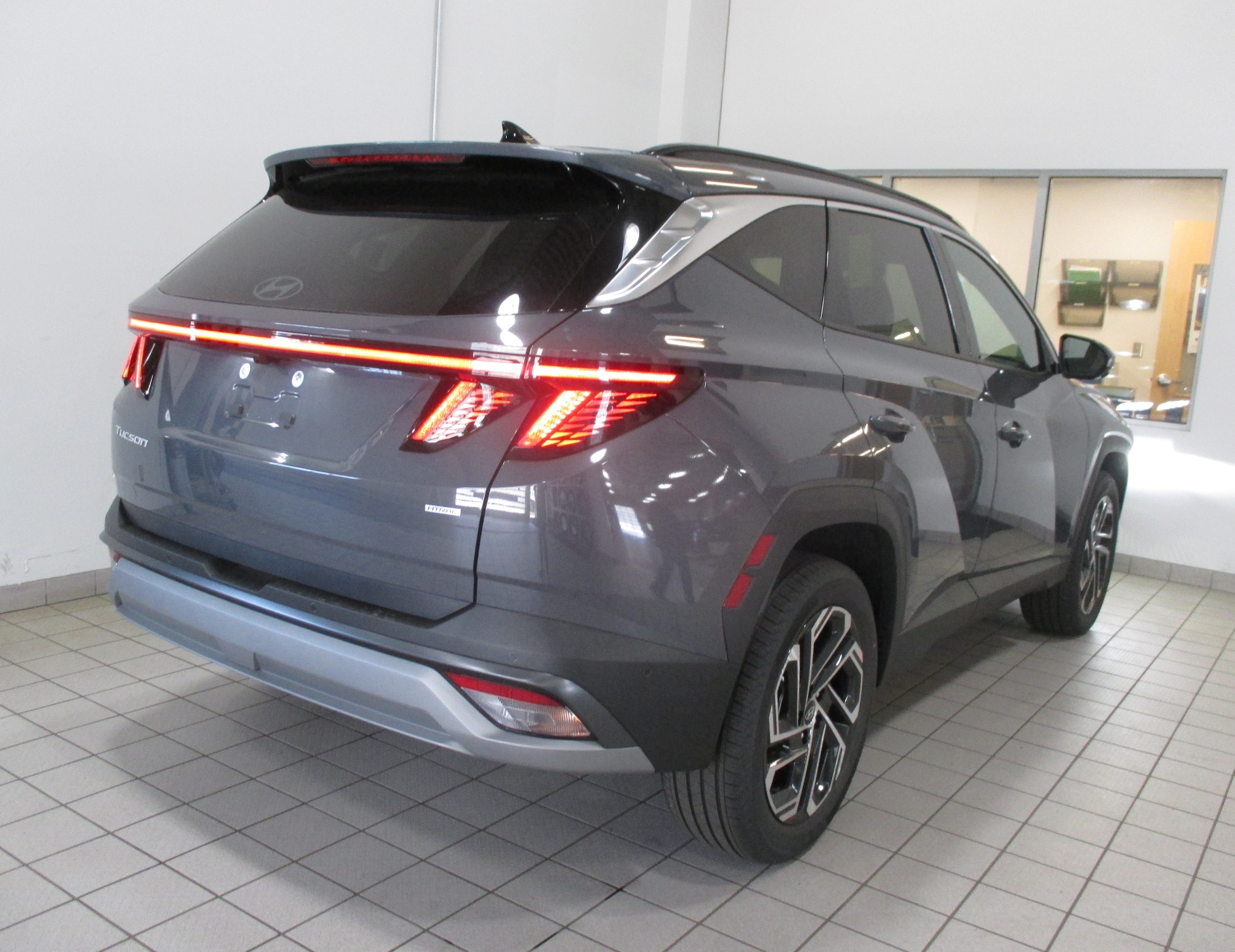 new 2026 Hyundai Tucson car, priced at $43,485