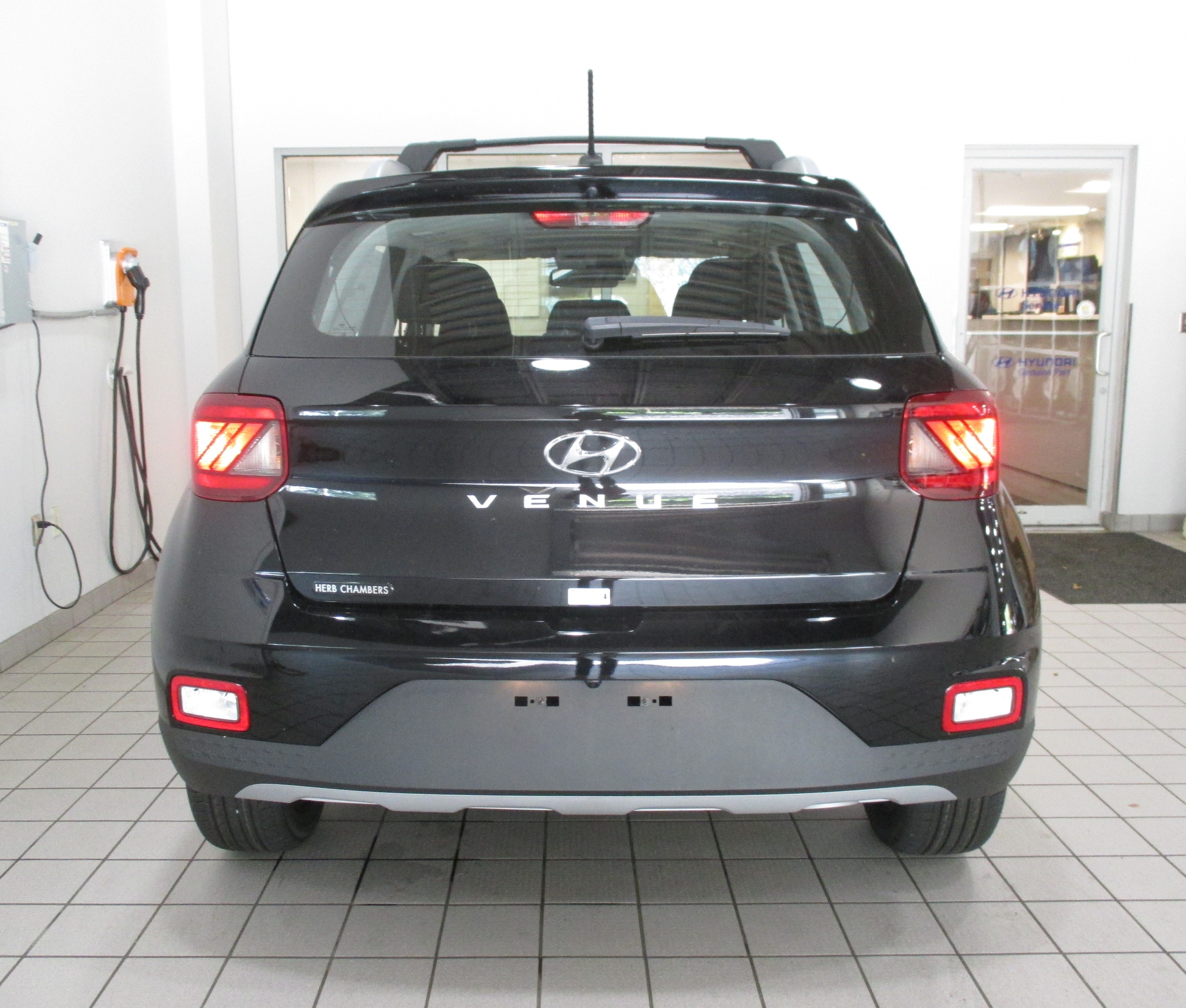 new 2025 Hyundai Venue car, priced at $22,037