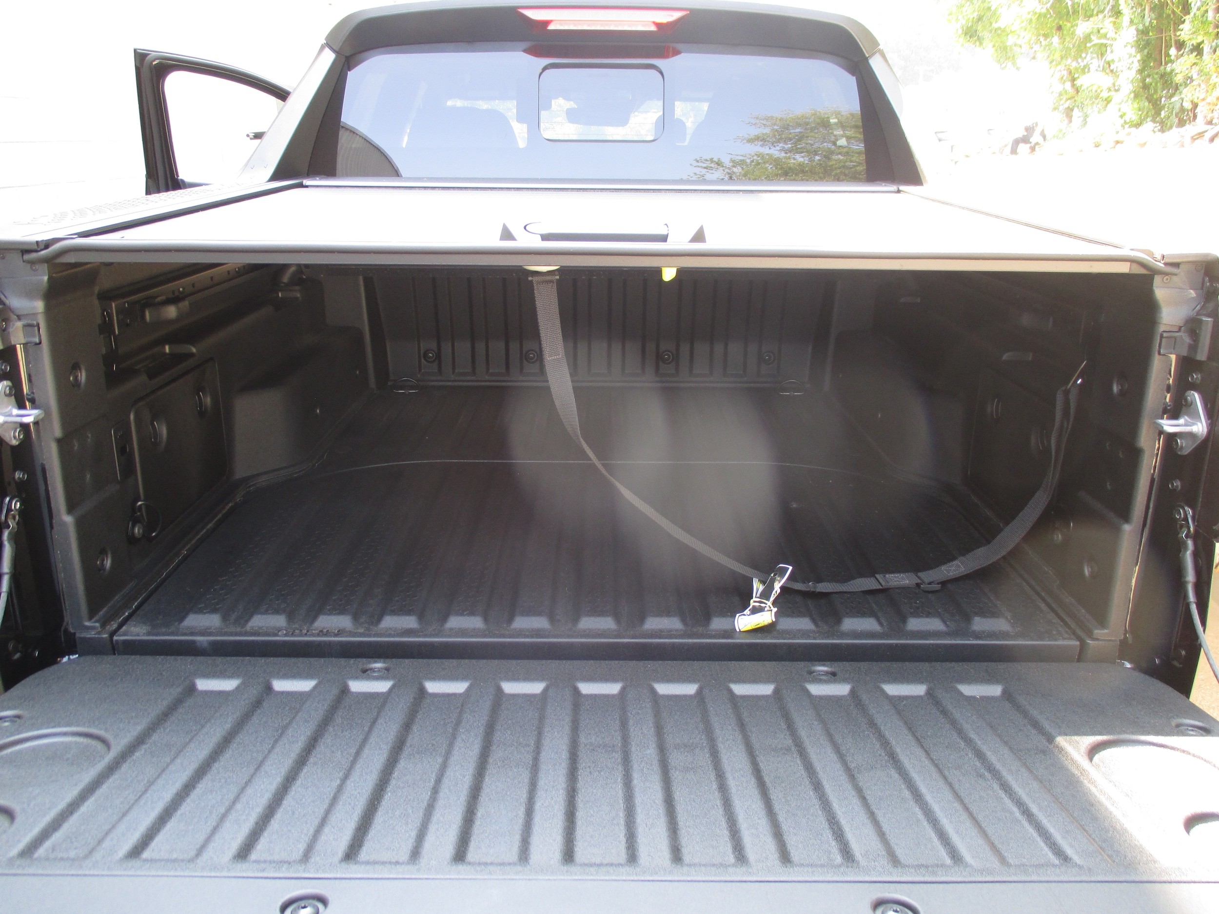 new 2025 Hyundai Santa Cruz car, priced at $42,800