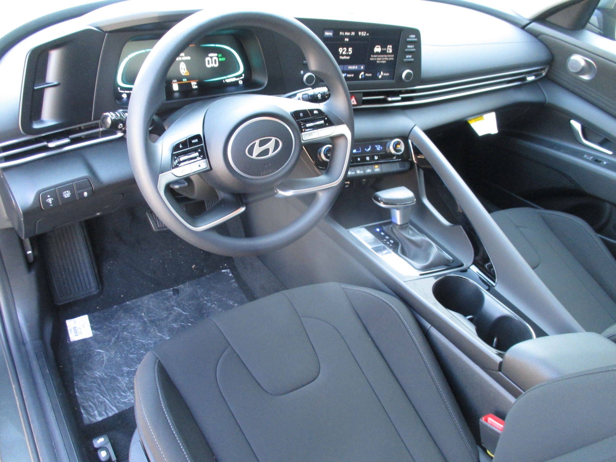new 2026 Hyundai Elantra Hybrid car, priced at $26,935