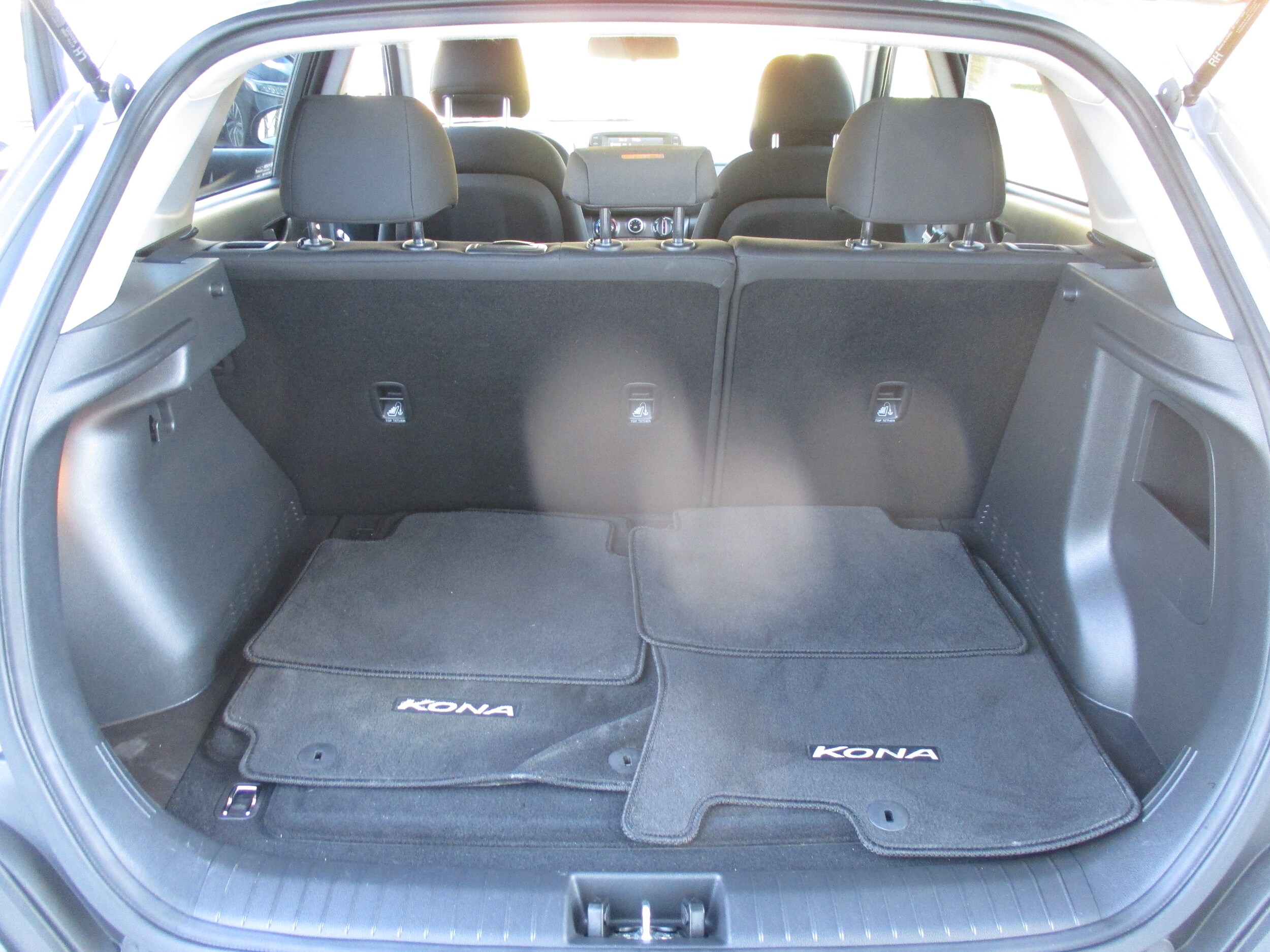 2020 Hyundai Kona SEL photo 4