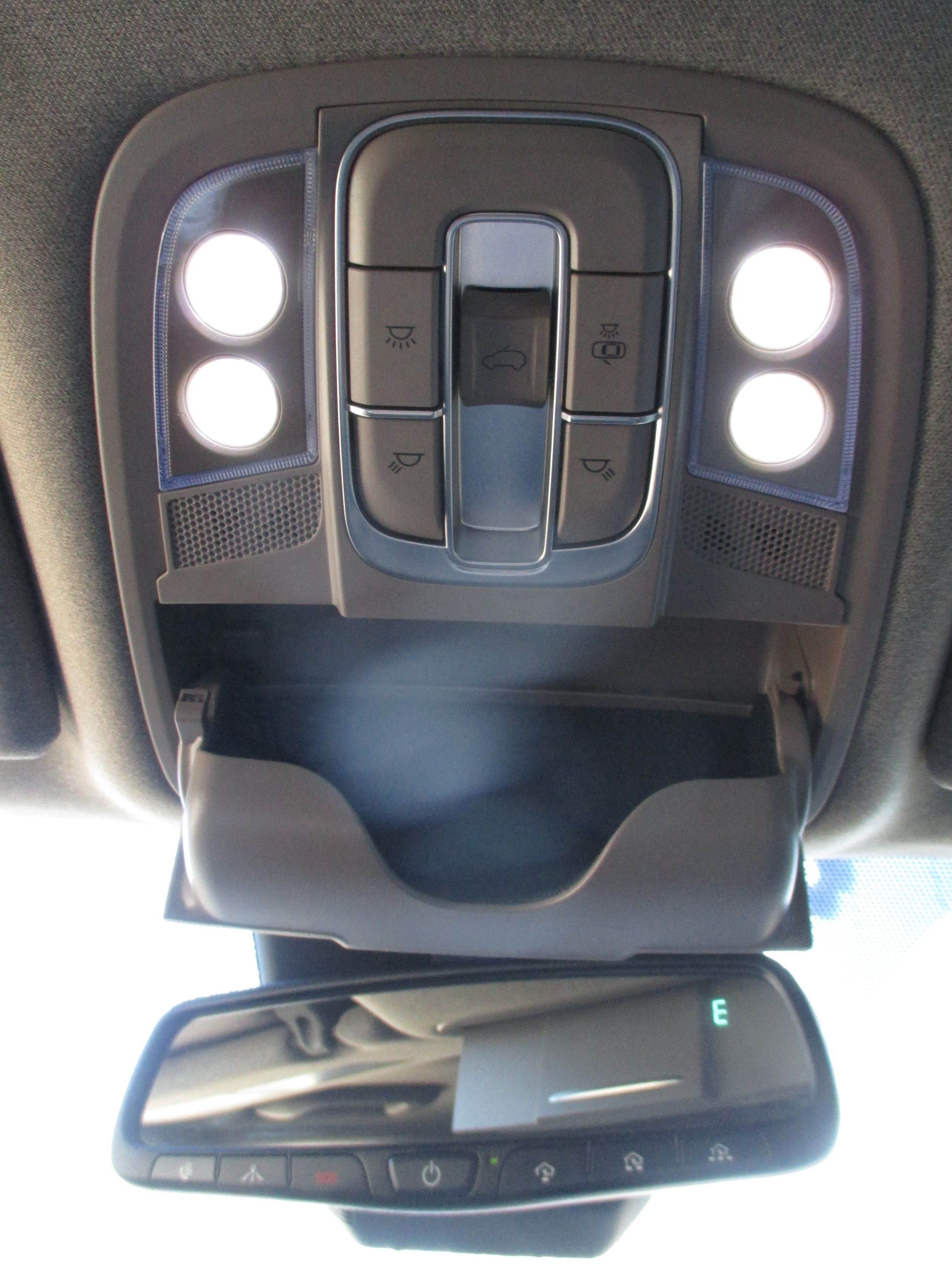 used 2020 Hyundai Santa Fe car, priced at $19,298