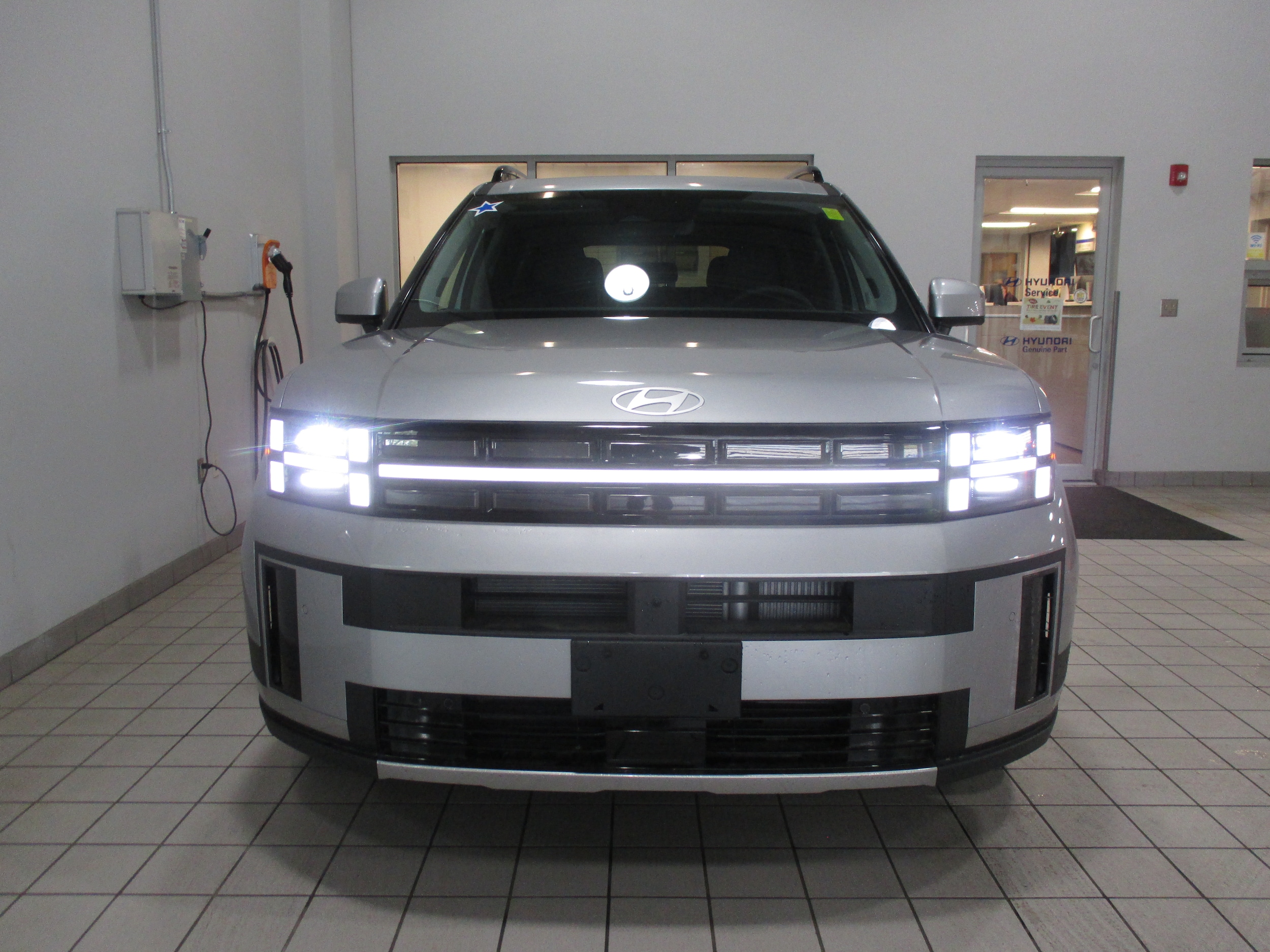 used 2024 Hyundai Santa Fe car, priced at $41,270