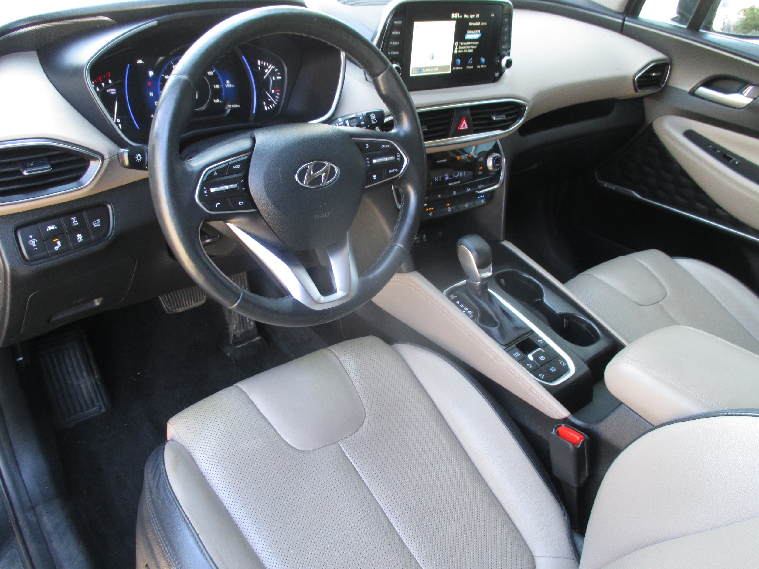 used 2020 Hyundai Santa Fe car, priced at $19,298
